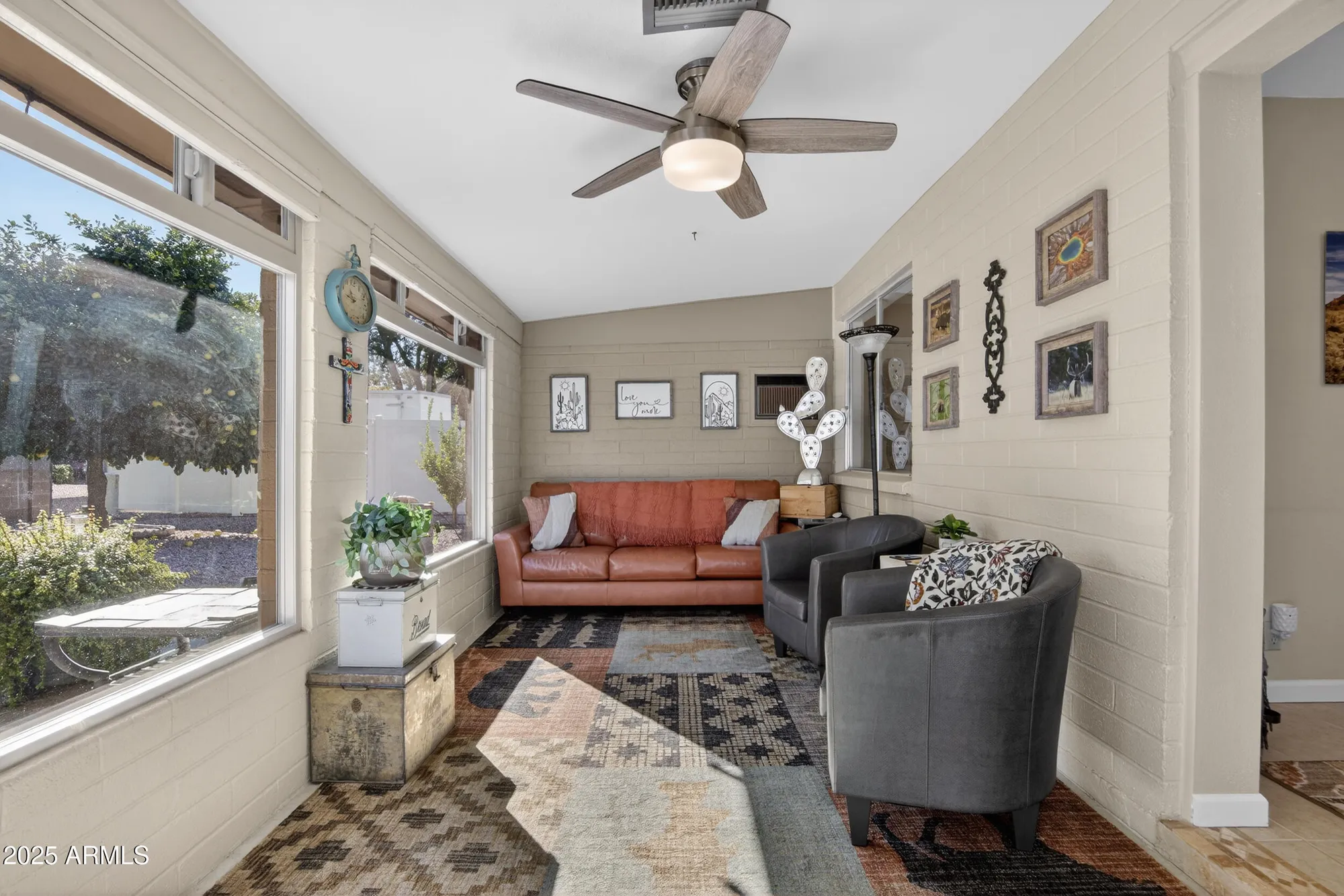 Property Slideshow image 8 of 35 | 649 n 61st pl, Mesa, AZ, 85205