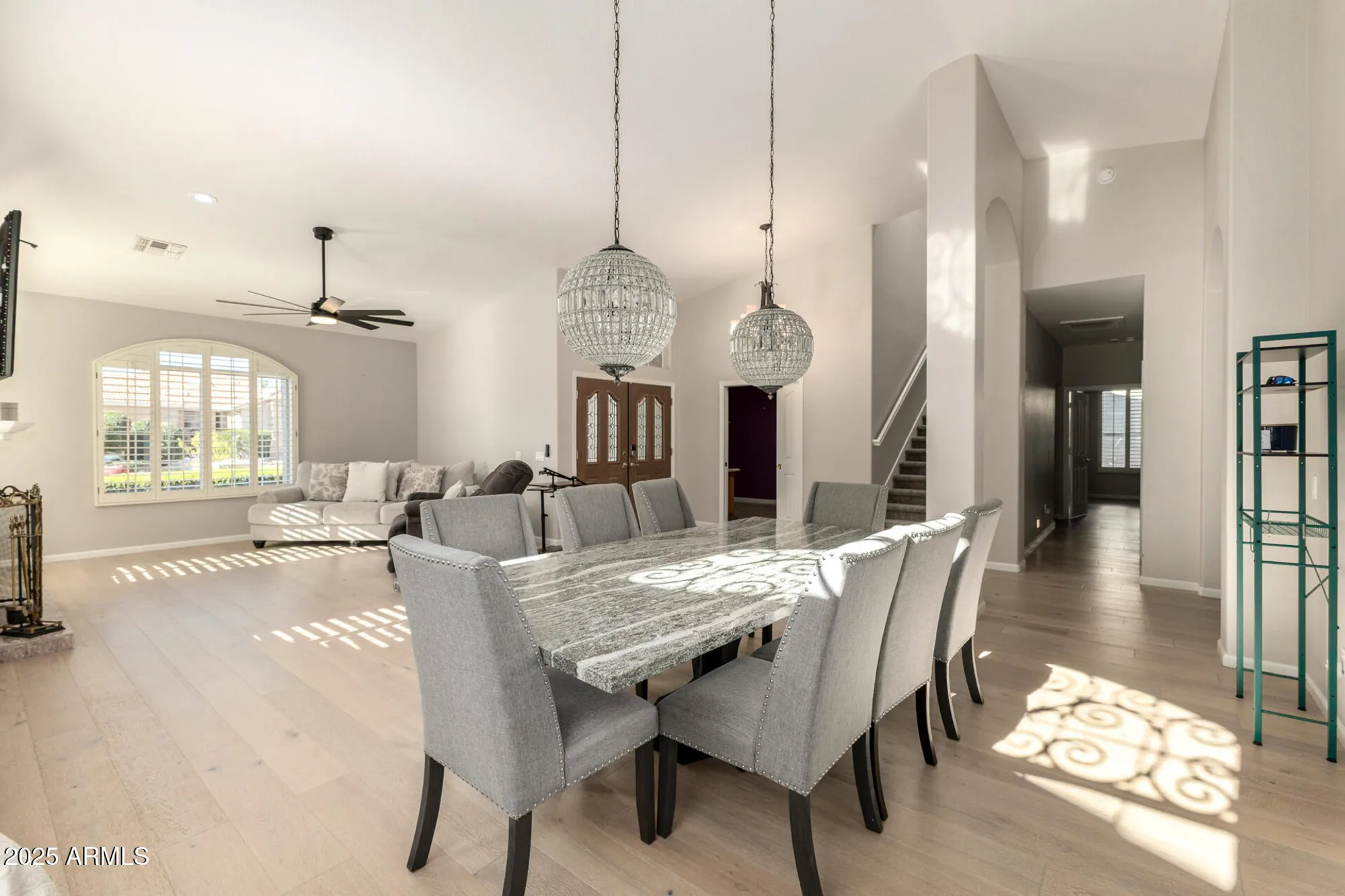 Property Slideshow image 13 of 68 | 5733 s amberwood dr, Chandler, AZ, 85248