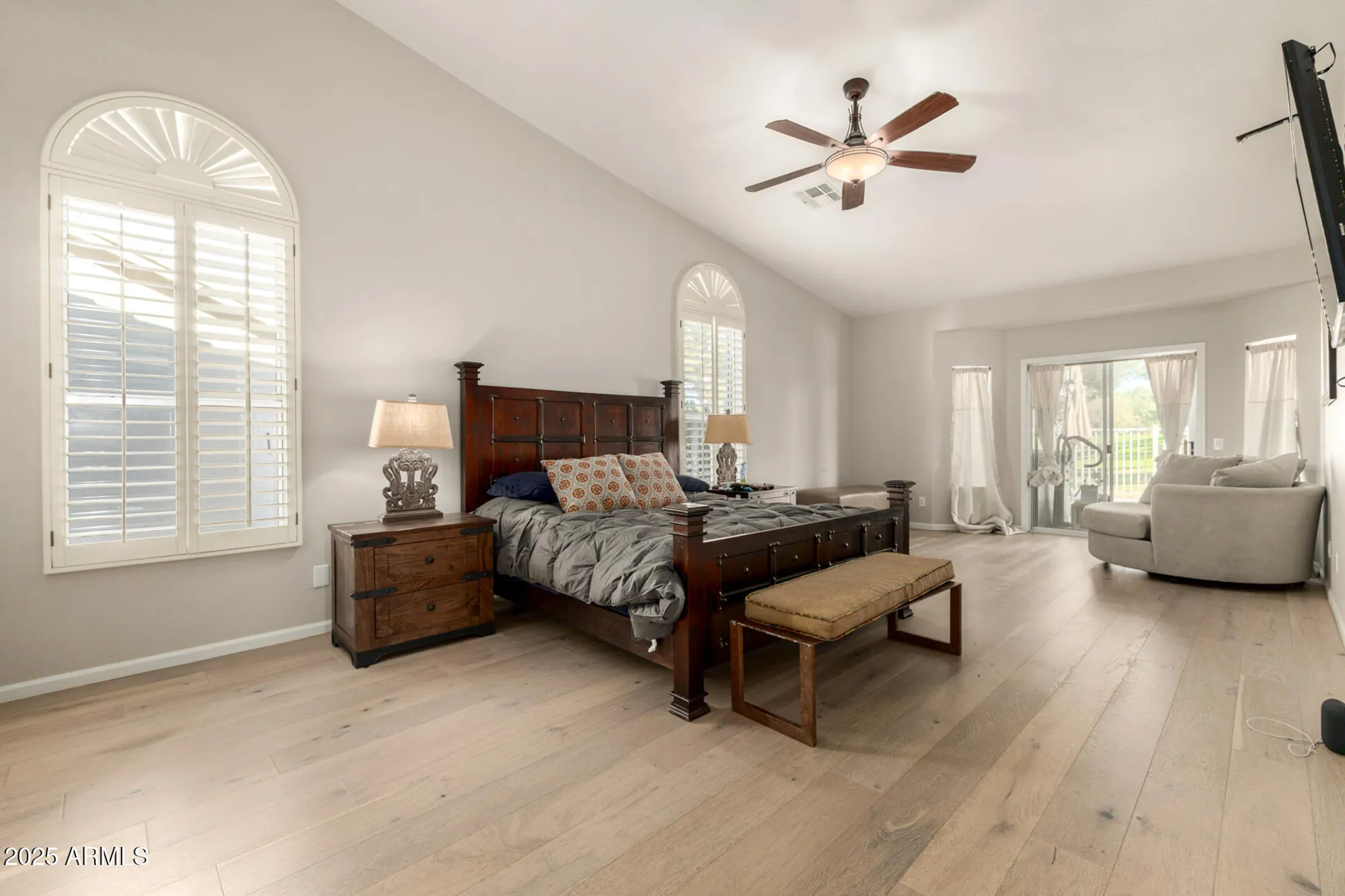 Property Slideshow image 23 of 68 | 5733 s amberwood dr, Chandler, AZ, 85248