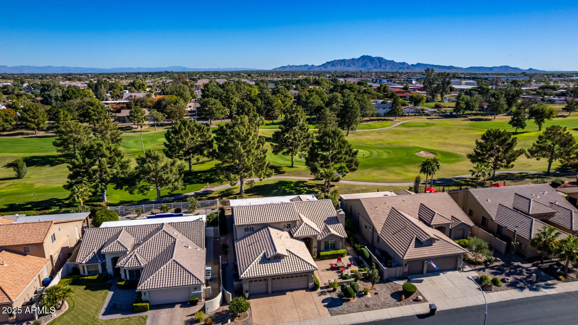 Property Slideshow image 48 of 68 | 5733 s amberwood dr, Chandler, AZ, 85248