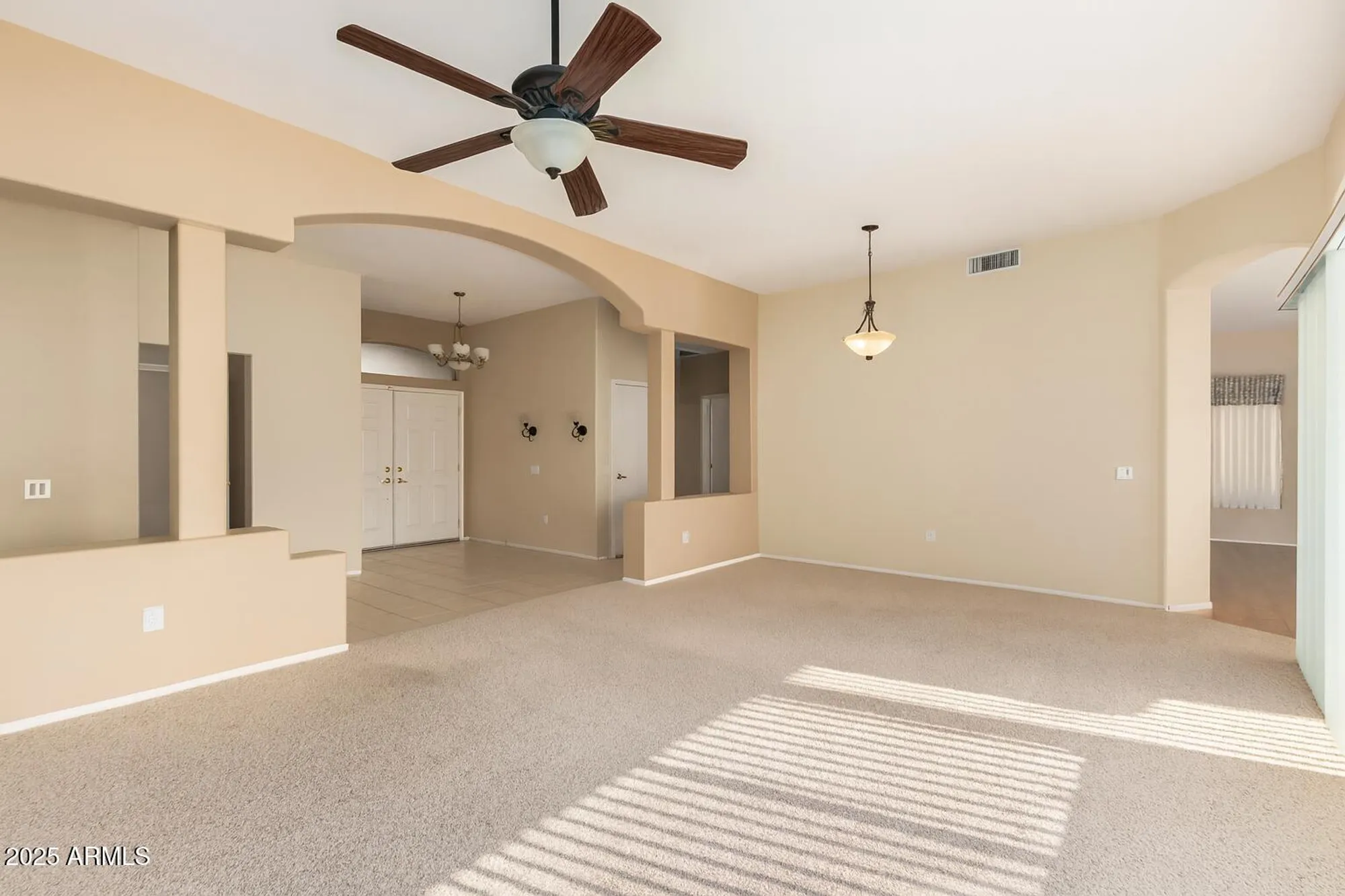 Property Slideshow image 5 of 32 | 14532 w horizon dr, Sun City West, AZ, 85375