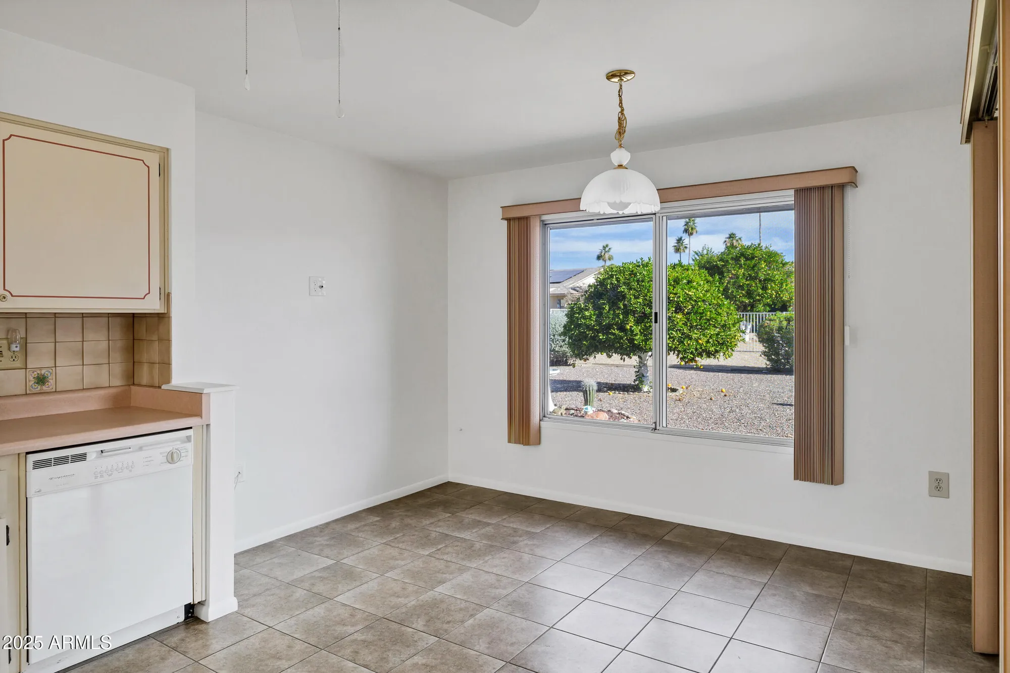 Property Slideshow image 12 of 40 | 19809 n calypso ln, Sun City, AZ, 85373