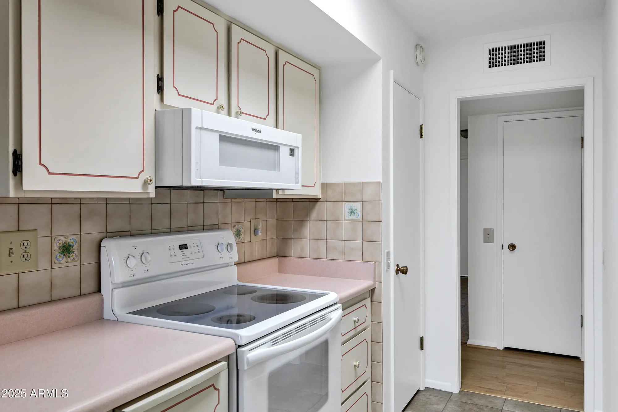 Property Slideshow image 17 of 40 | 19809 n calypso ln, Sun City, AZ, 85373