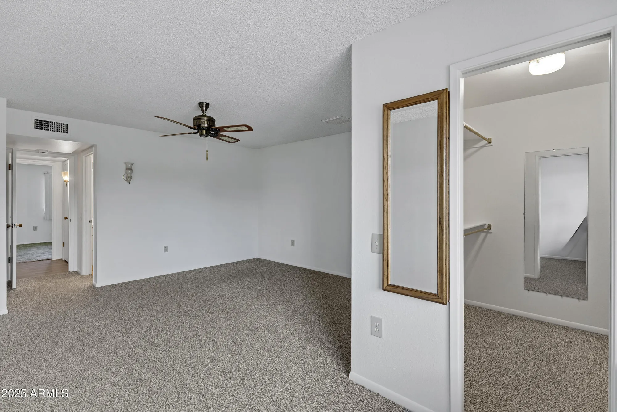 Property Slideshow image 24 of 40 | 19809 n calypso ln, Sun City, AZ, 85373