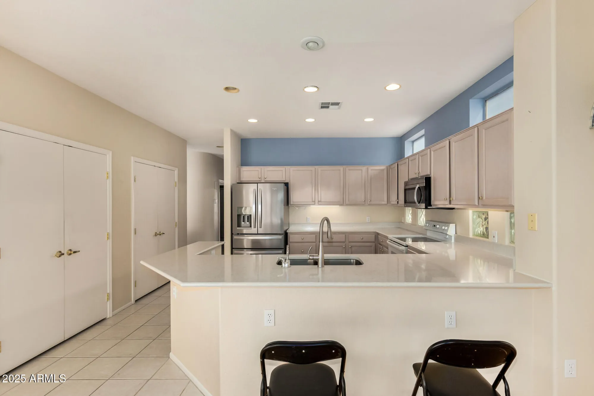 Property Slideshow image 9 of 32 | 14532 w horizon dr, Sun City West, AZ, 85375