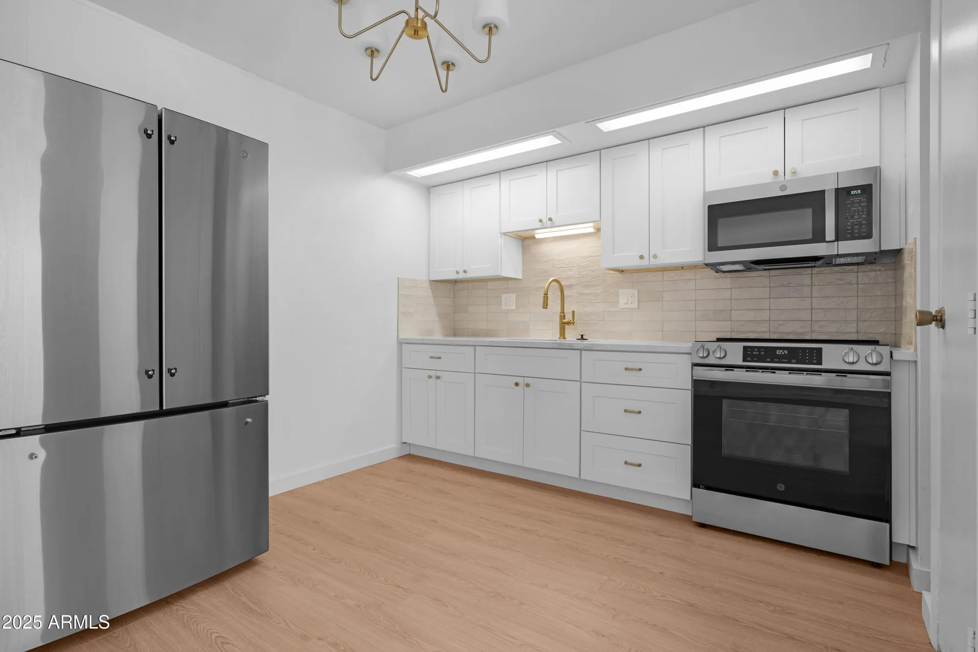 Property Slideshow image 6 of 15 | 13231 n 98th ave f, Sun City, AZ, 85351