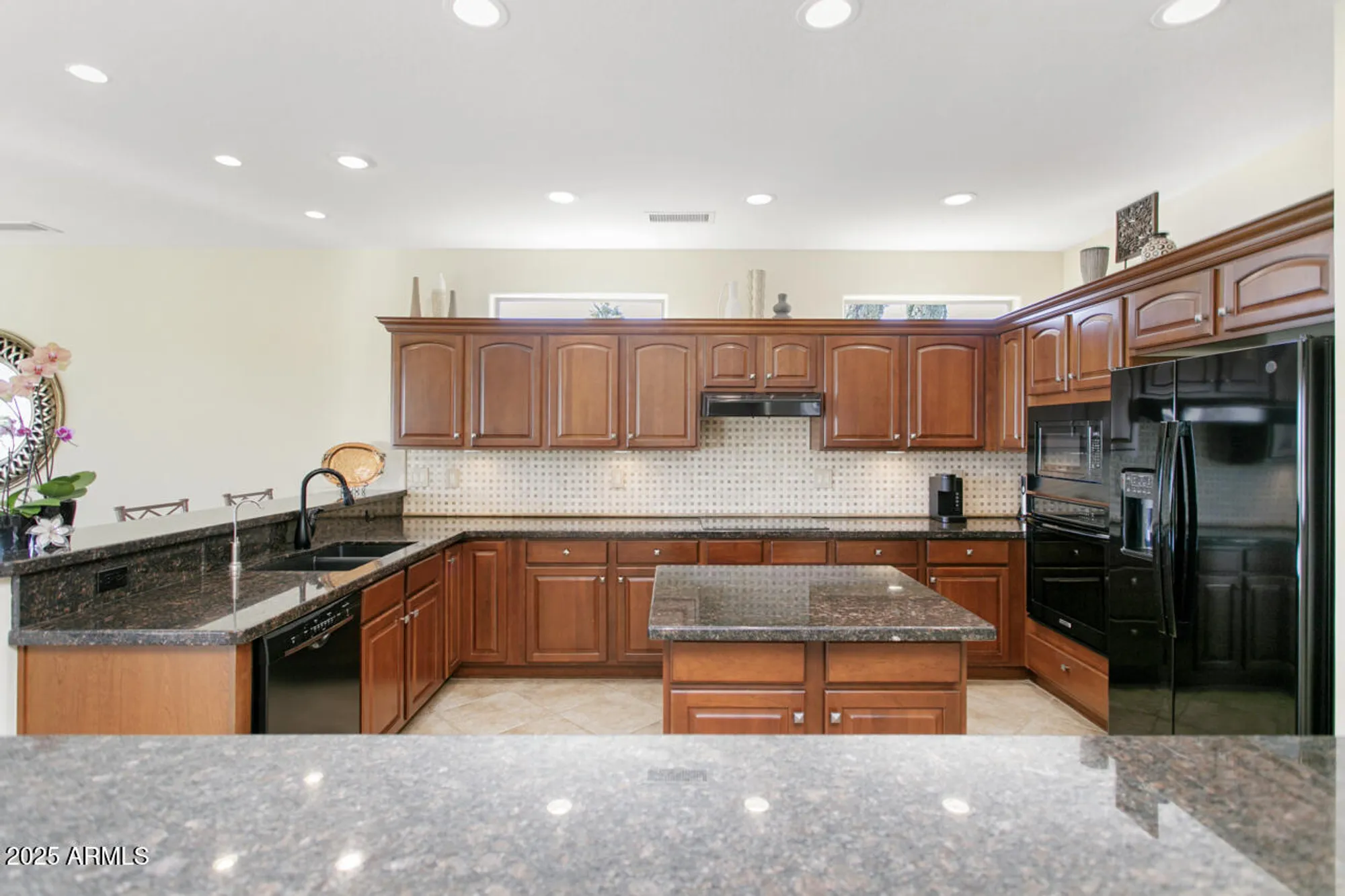 Property Slideshow image 14 of 57 | 20017 n coronado ridge dr, Surprise, AZ, 85387