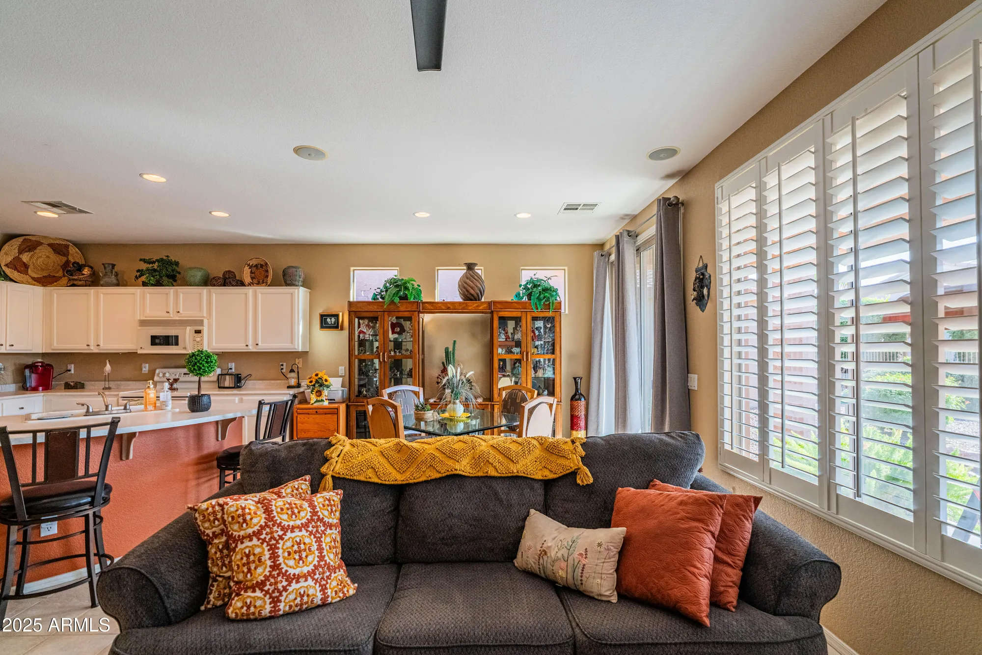 Property Slideshow image 19 of 33 | 4689 e jude ct, Gilbert, AZ, 85298