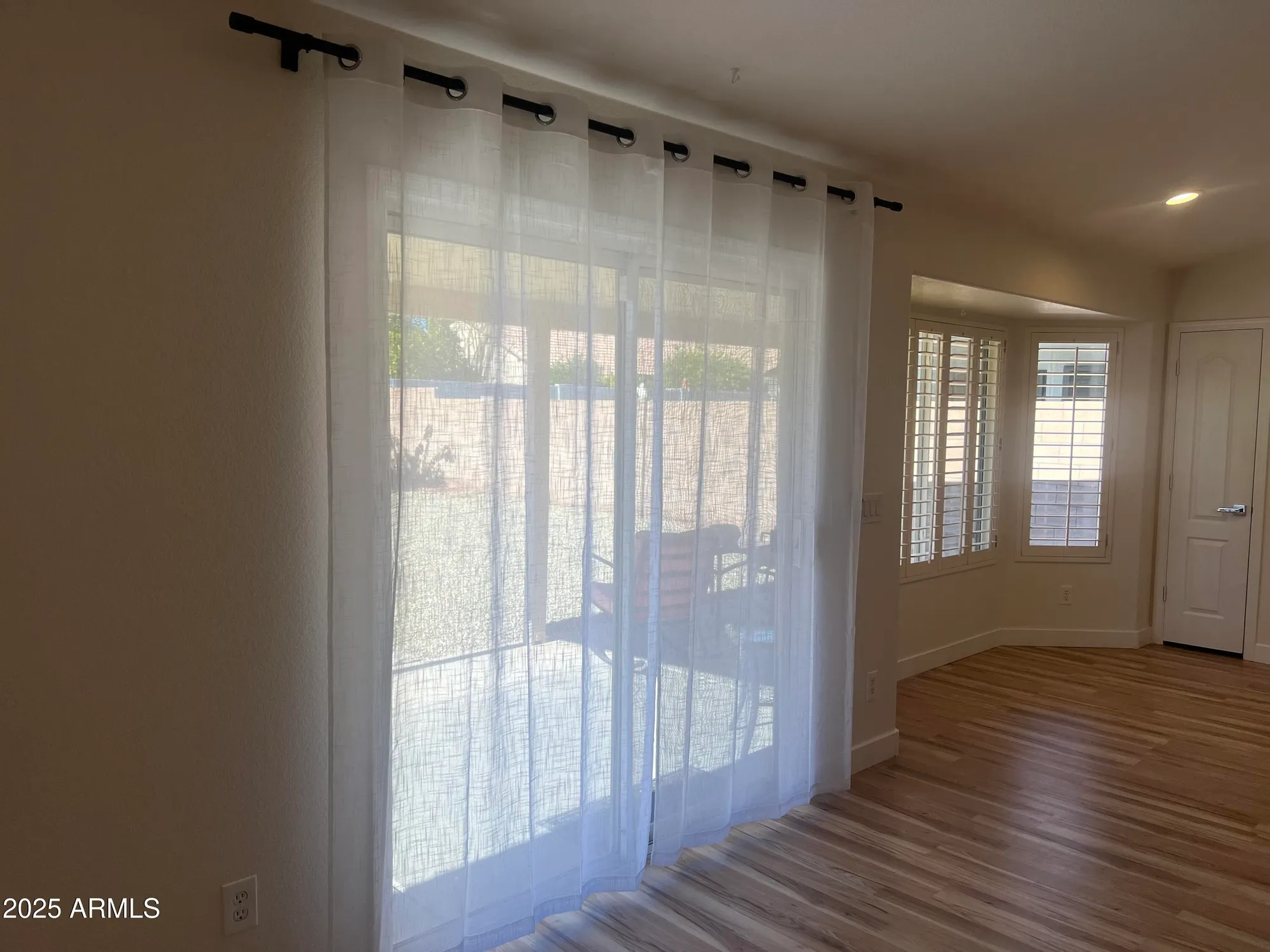 Property Slideshow image 10 of 51 | 20710 n 105th dr, Peoria, AZ, 85382