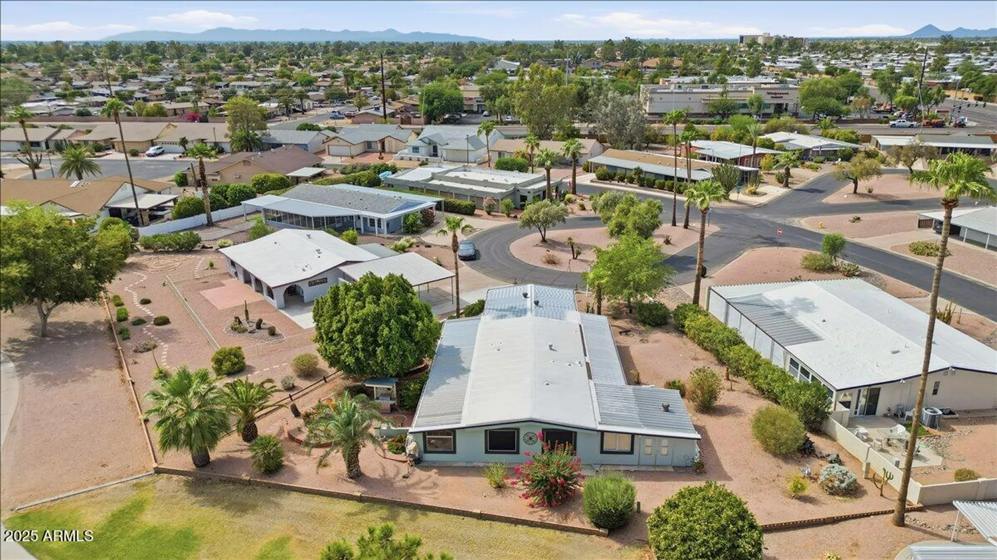 Property Slideshow image 2 of 42 | 441 s 76th way, Mesa, AZ, 85208