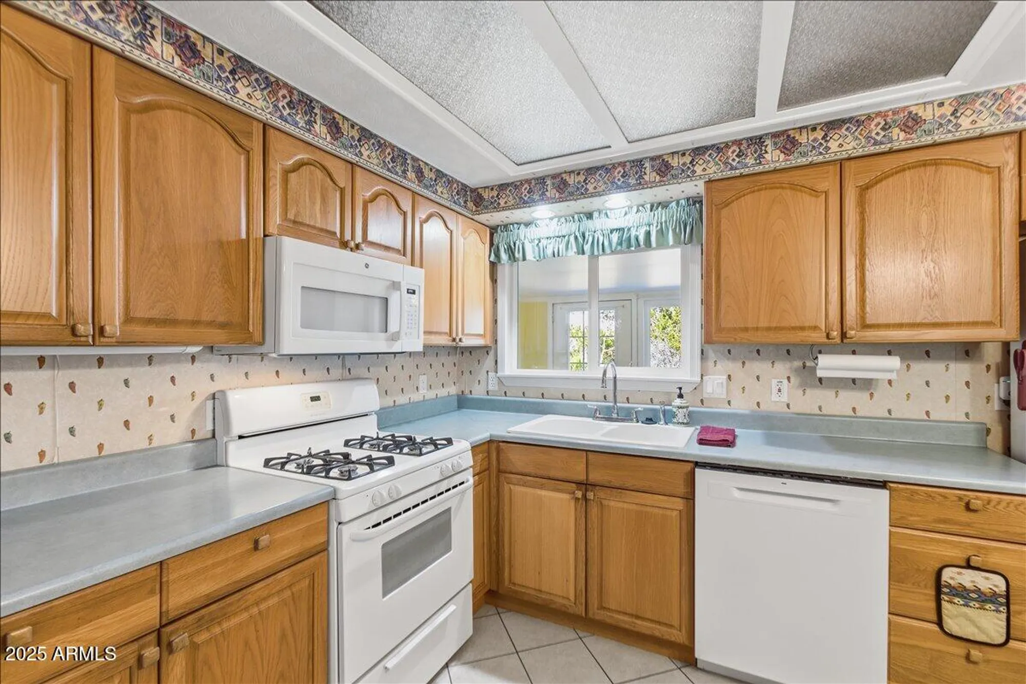 Property Slideshow image 25 of 42 | 441 s 76th way, Mesa, AZ, 85208