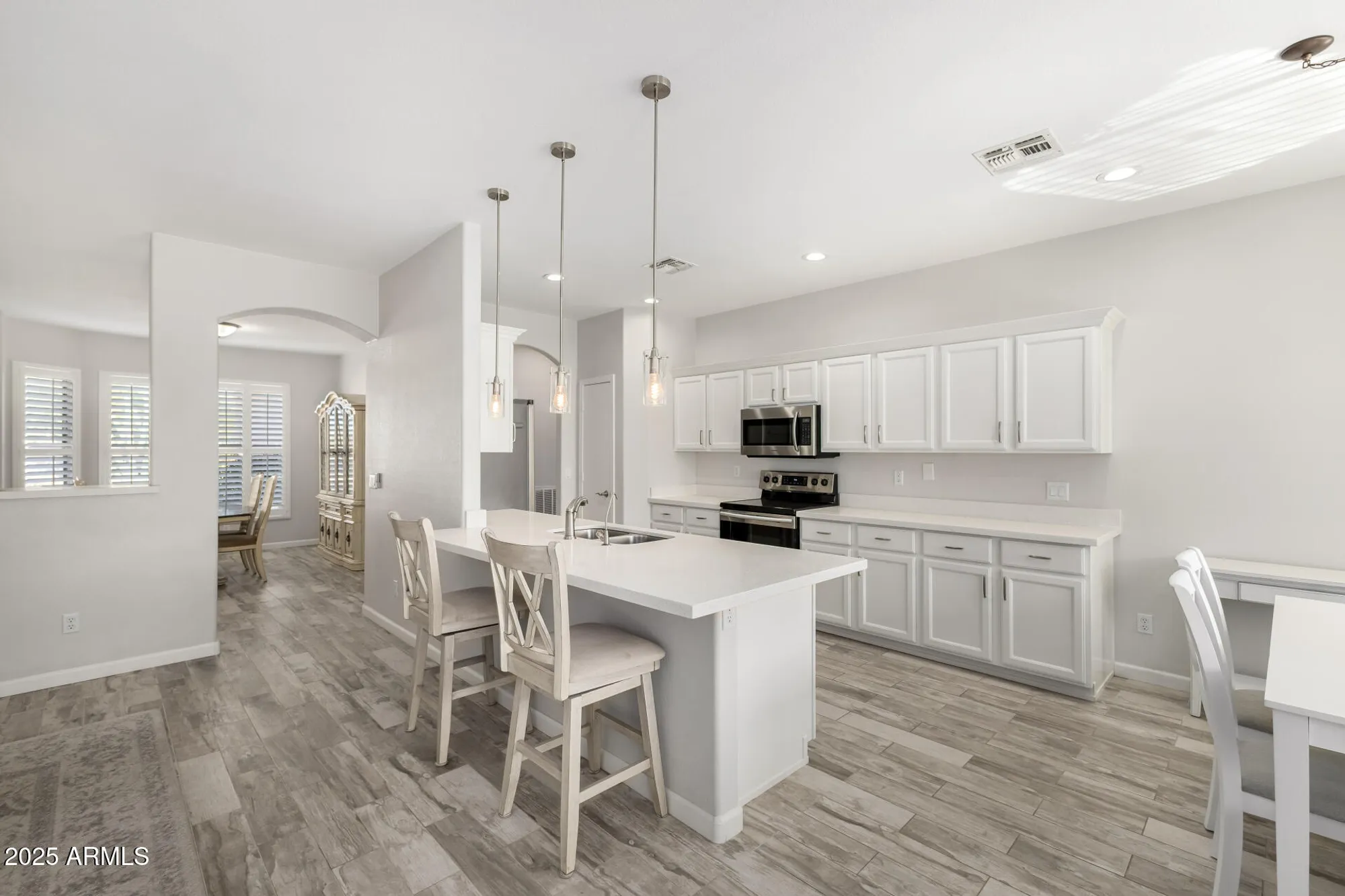 Property Slideshow image 14 of 49 | 1415 e firestone dr, Chandler, AZ, 85249