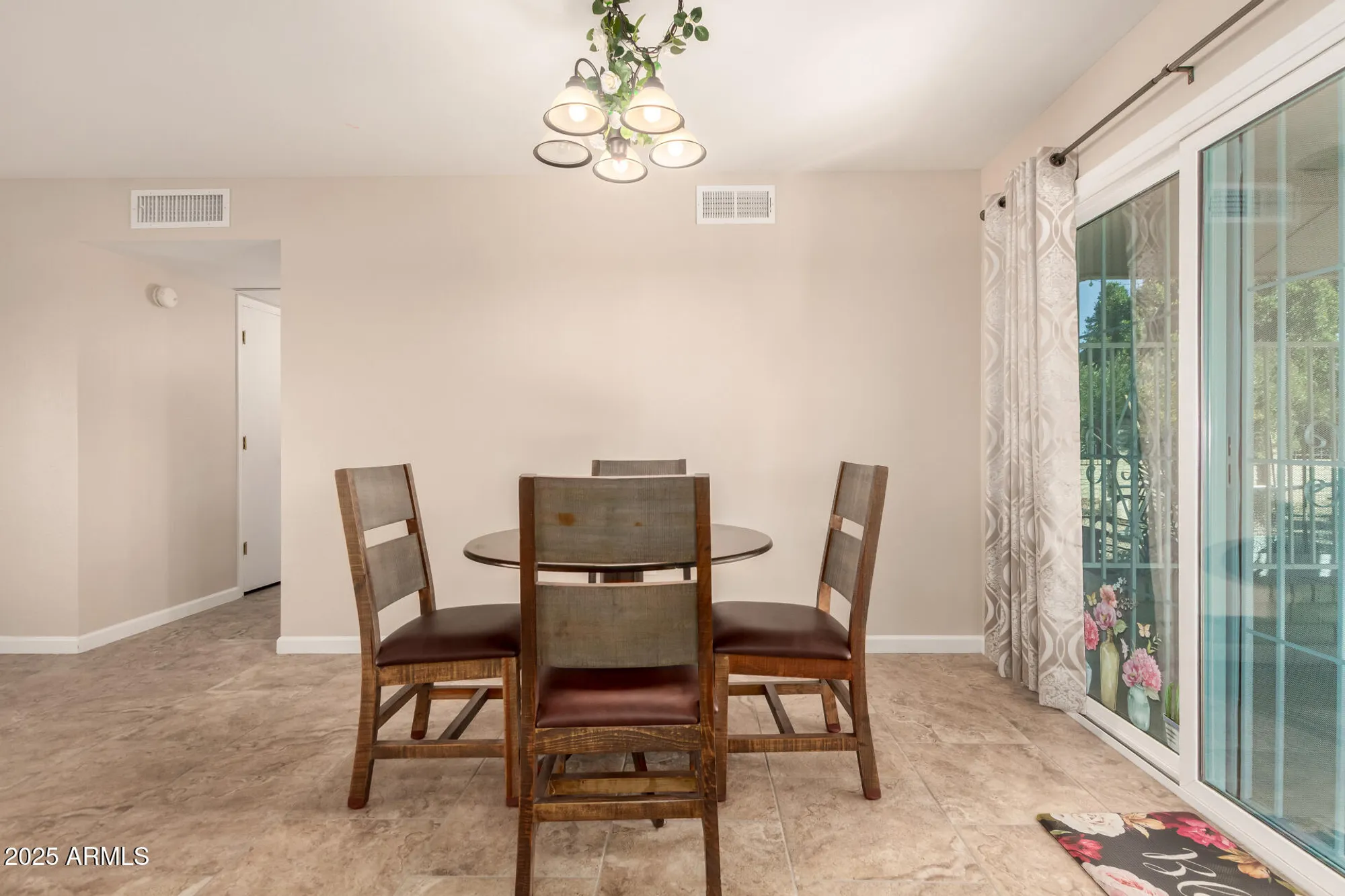 Property Slideshow image 9 of 34 | 12407 w flagstone dr, Sun City West, AZ, 85375