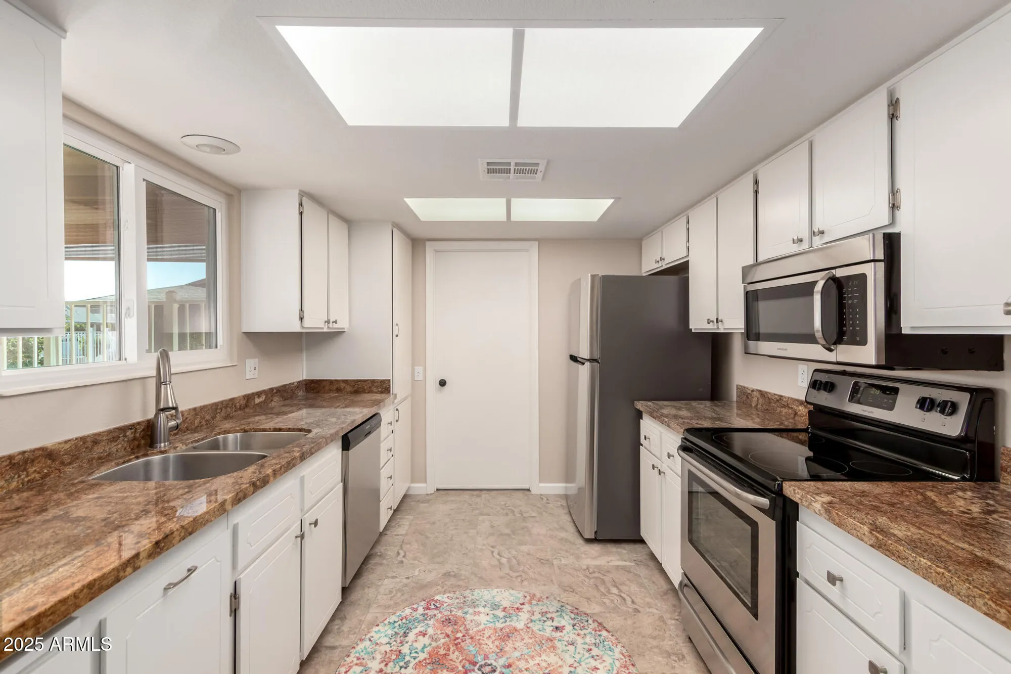 Property Slideshow image 10 of 34 | 12407 w flagstone dr, Sun City West, AZ, 85375