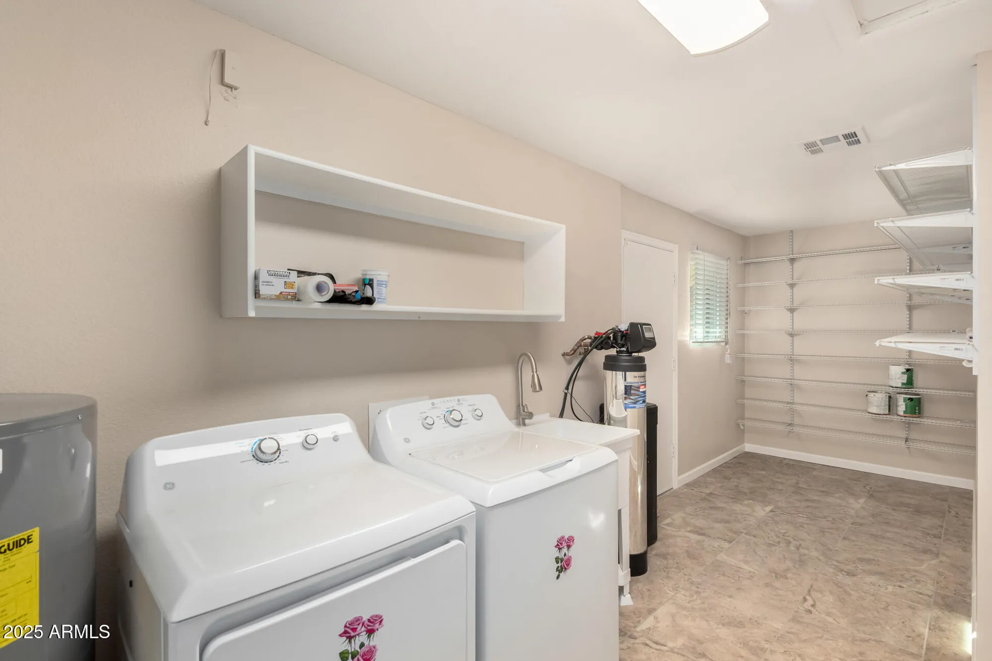 Property Slideshow image 24 of 34 | 12407 w flagstone dr, Sun City West, AZ, 85375