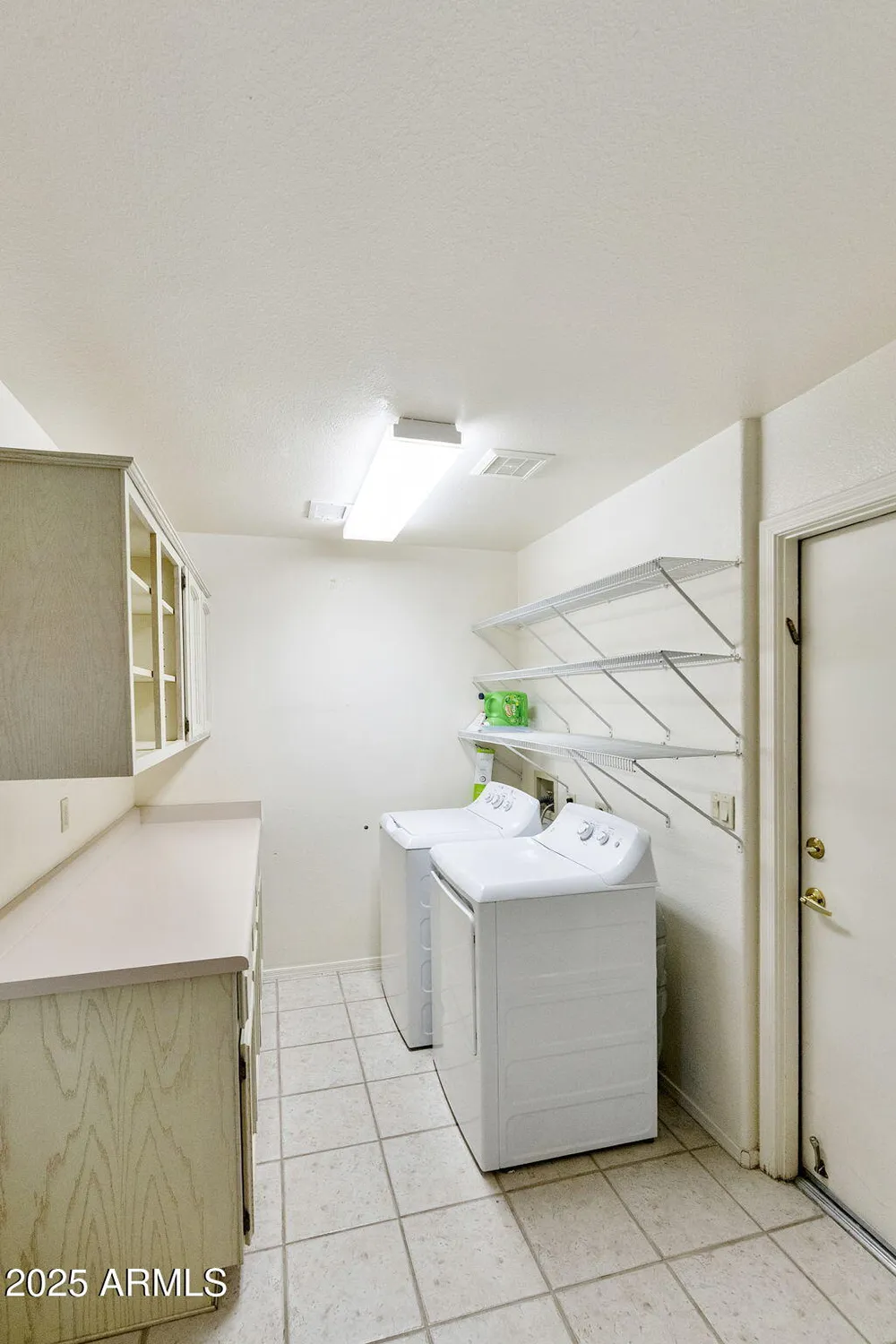 Property Slideshow image 17 of 63 | 10610 e hercules dr, Sun Lakes, AZ, 85248