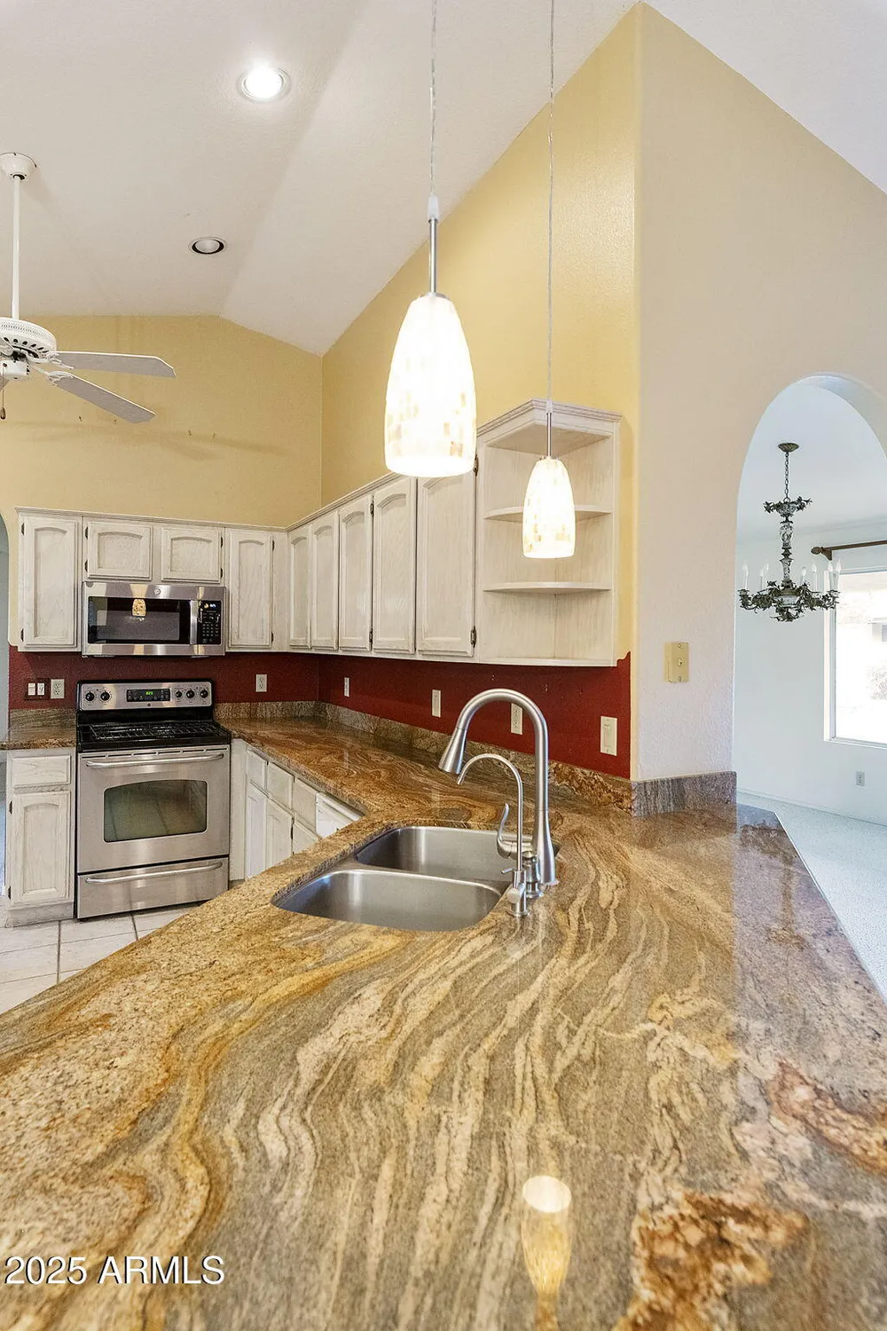 Property Slideshow image 12 of 63 | 10610 e hercules dr, Sun Lakes, AZ, 85248