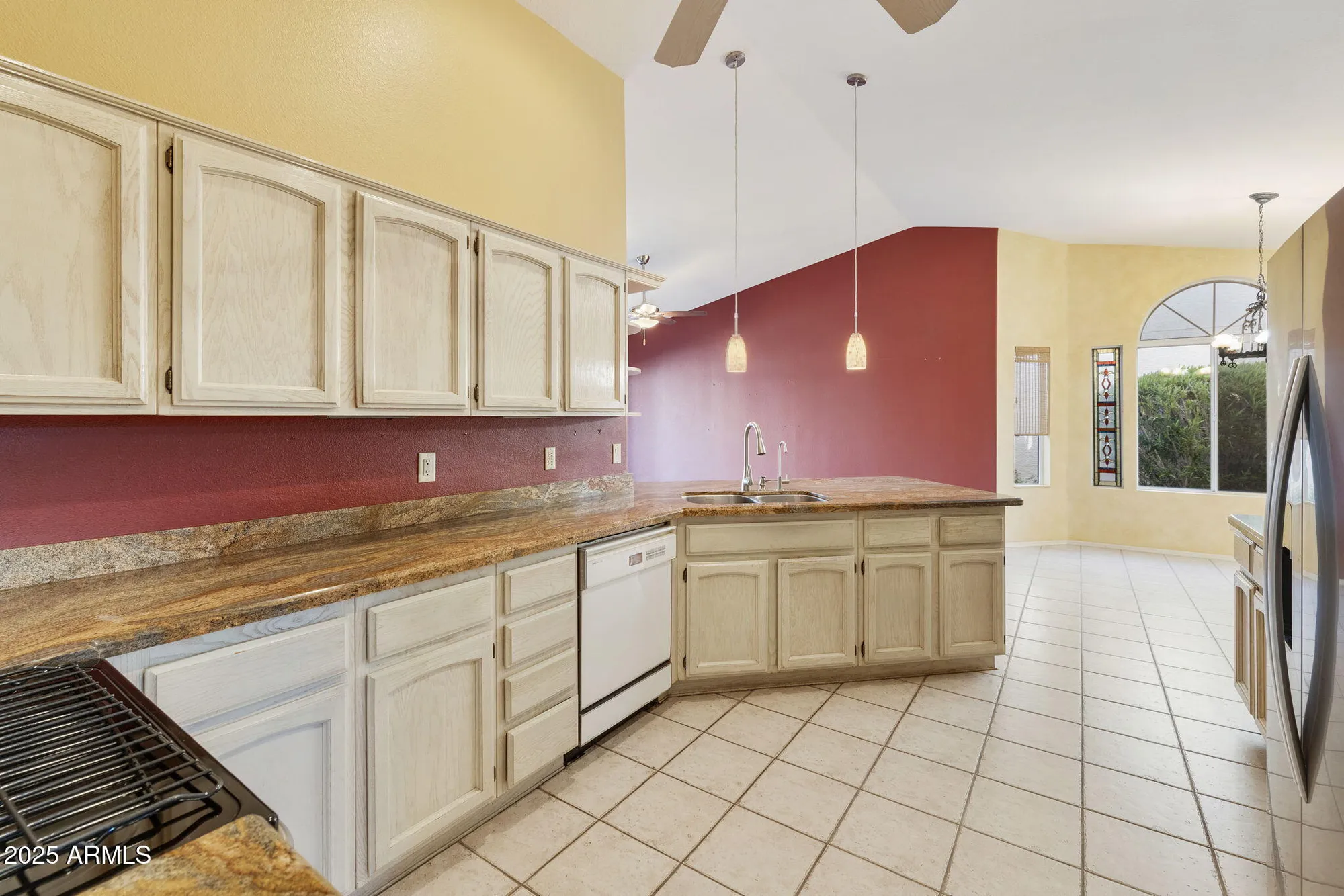Property Slideshow image 9 of 63 | 10610 e hercules dr, Sun Lakes, AZ, 85248
