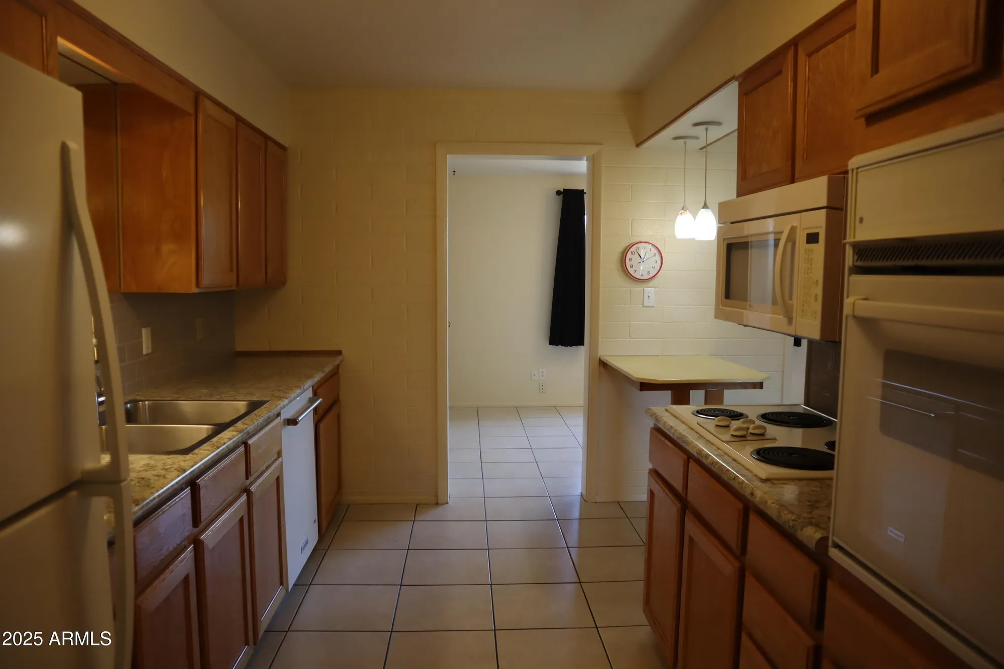 Property Slideshow image 4 of 21 | 11815 n hillcrest dr, Sun City, AZ, 85351