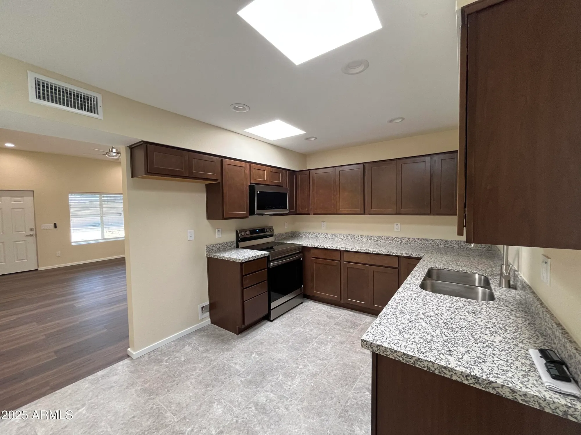 Property Slideshow image 4 of 16 | 13629 n del webb blvd, Sun City, AZ, 85351