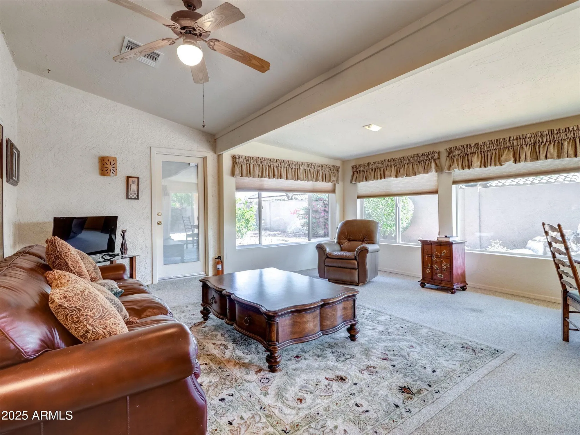 Property Slideshow image 12 of 33 | 8457 w wescott dr, Peoria, AZ, 85382