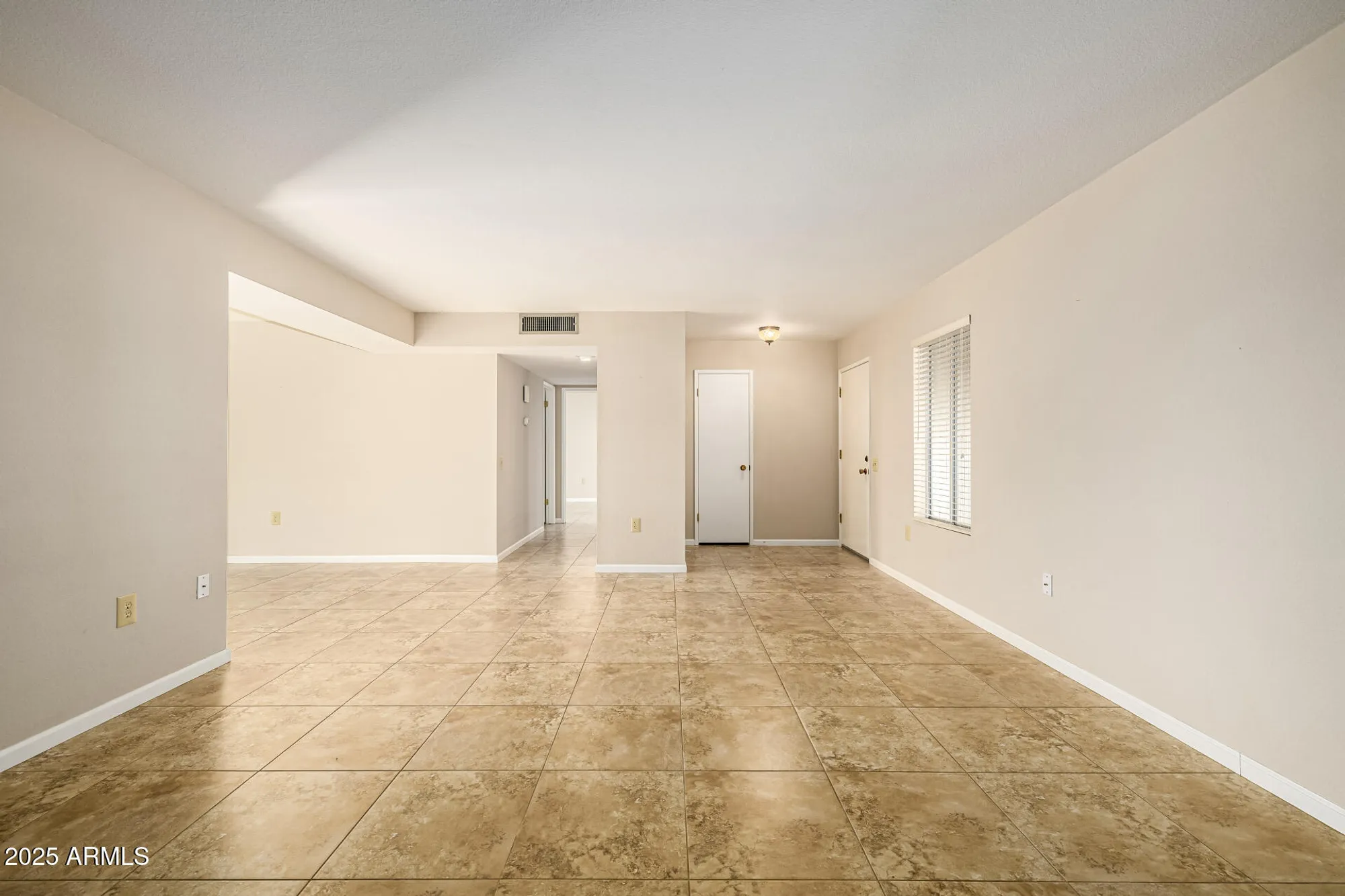 Property Slideshow image 21 of 34 | 10461 w sutters gold ln, Sun City, AZ, 85351