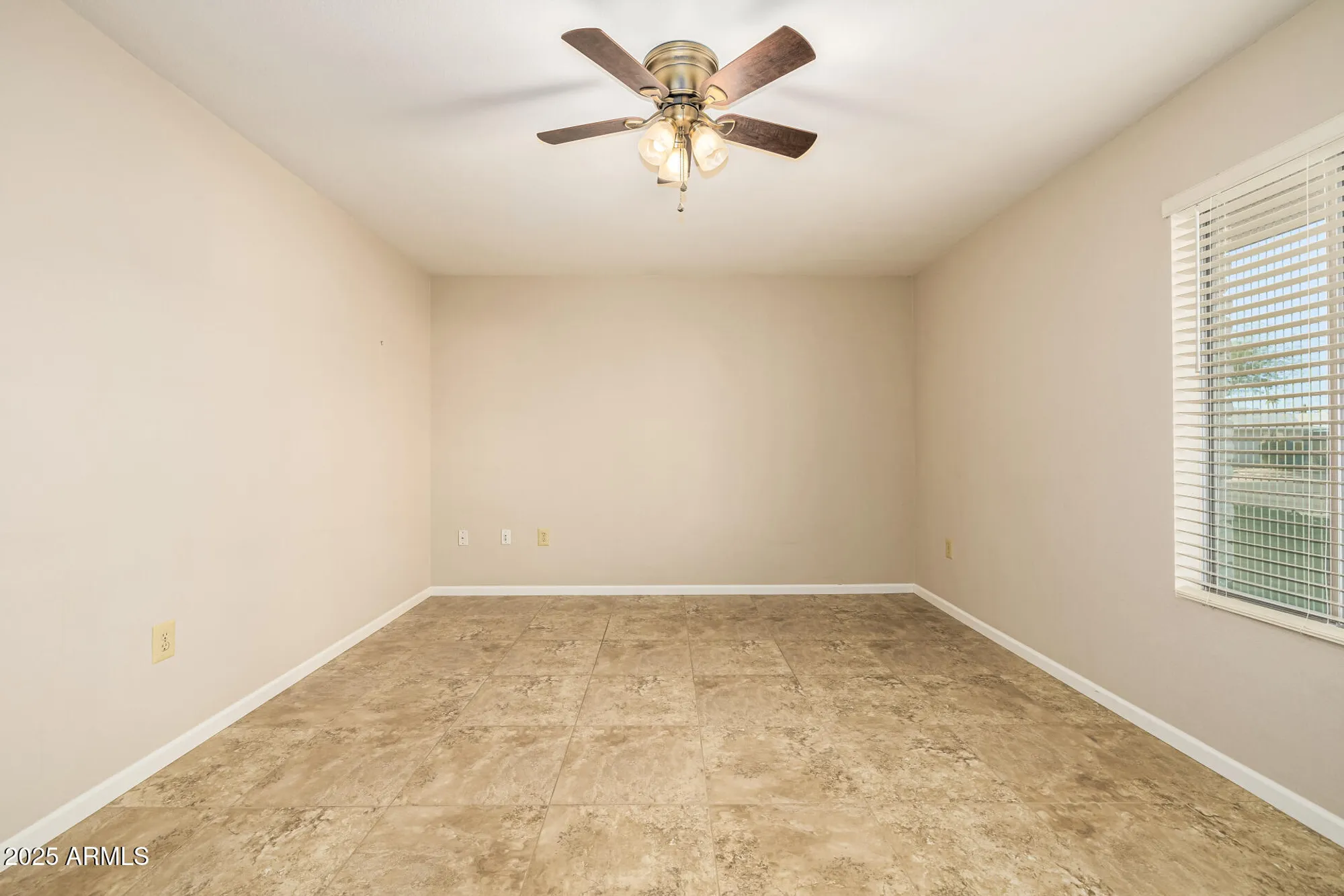 Property Slideshow image 30 of 34 | 10461 w sutters gold ln, Sun City, AZ, 85351