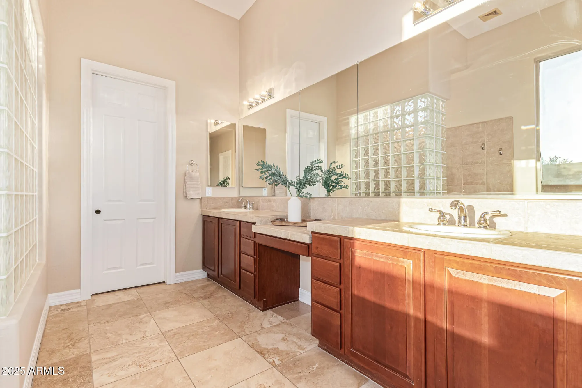 Property Slideshow image 26 of 66 | 42032 n club pointe dr, Anthem, AZ, 85086