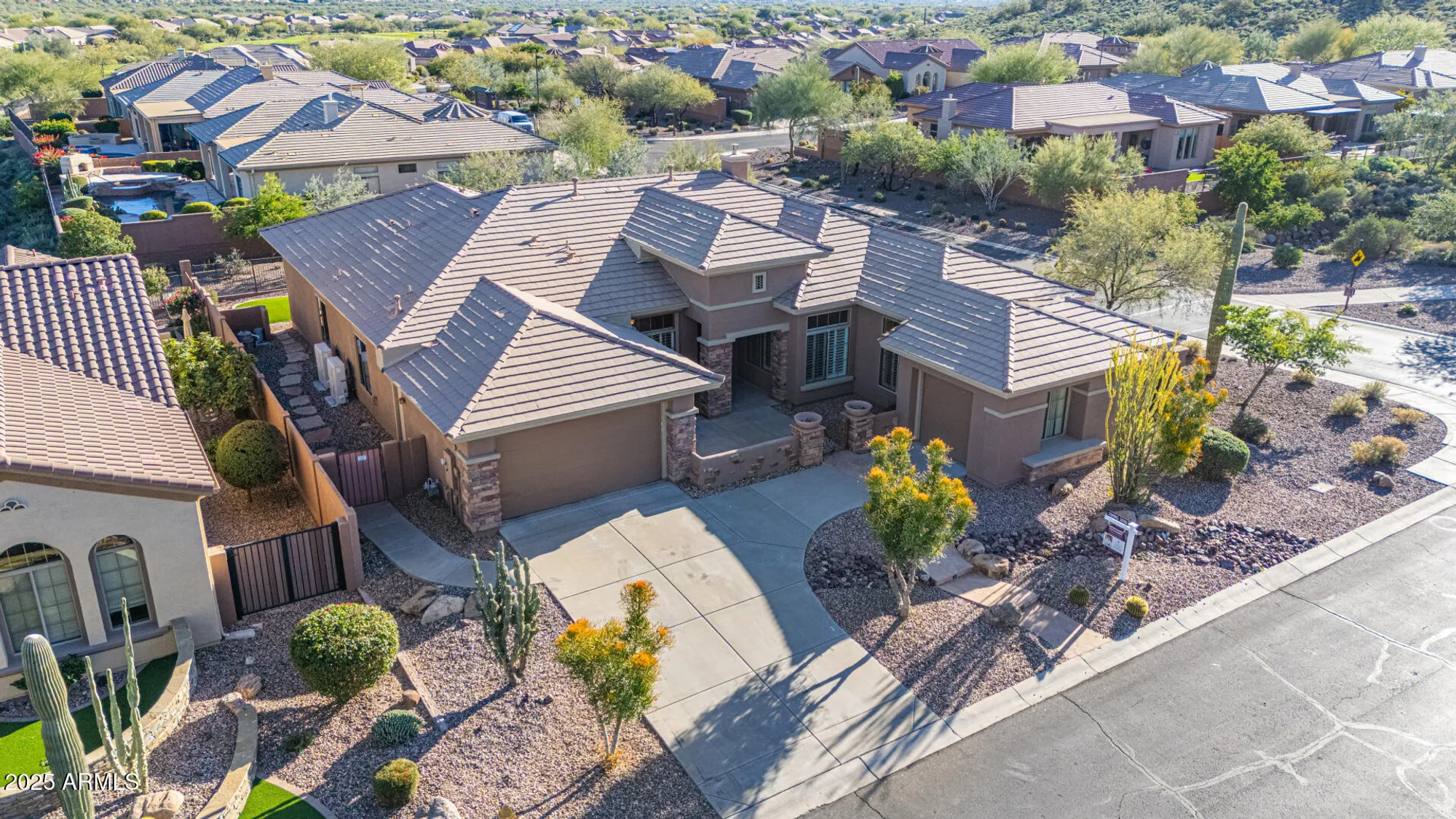 Property Slideshow image 51 of 66 | 42032 n club pointe dr, Anthem, AZ, 85086