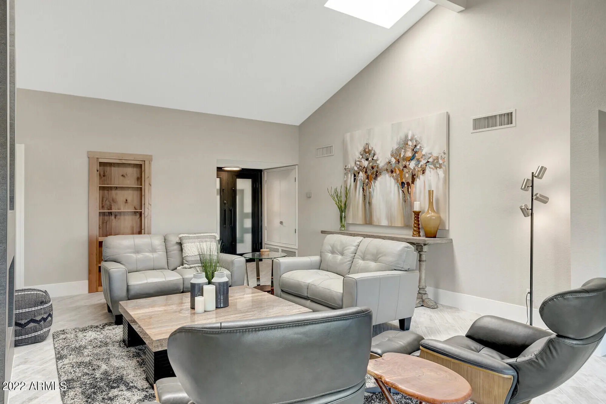 Property Slideshow image 4 of 64 | 10559 n 104th pl, Scottsdale, AZ, 85258