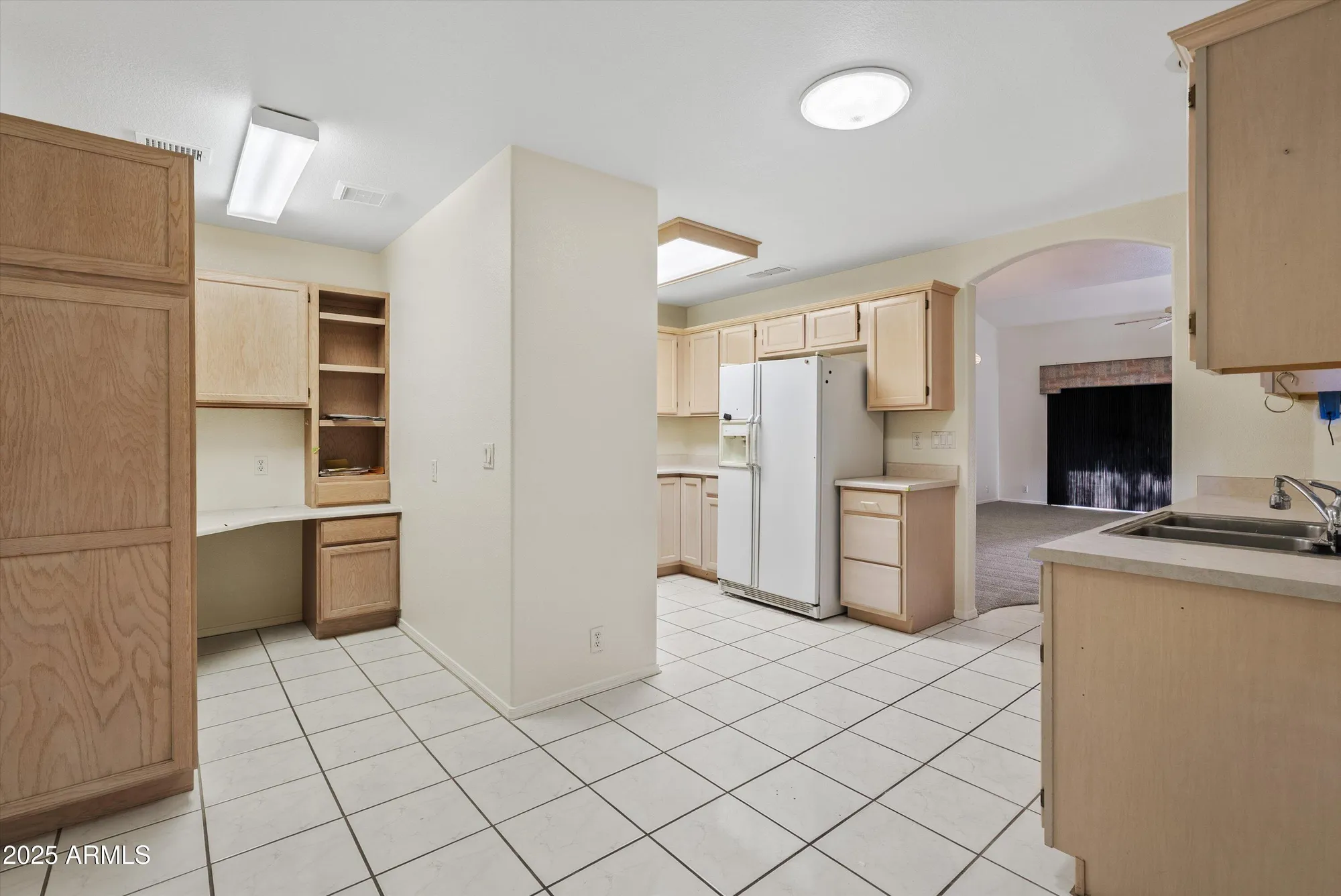 Property Slideshow image 3 of 10 | 9009 w marco polo rd, Peoria, AZ, 85382