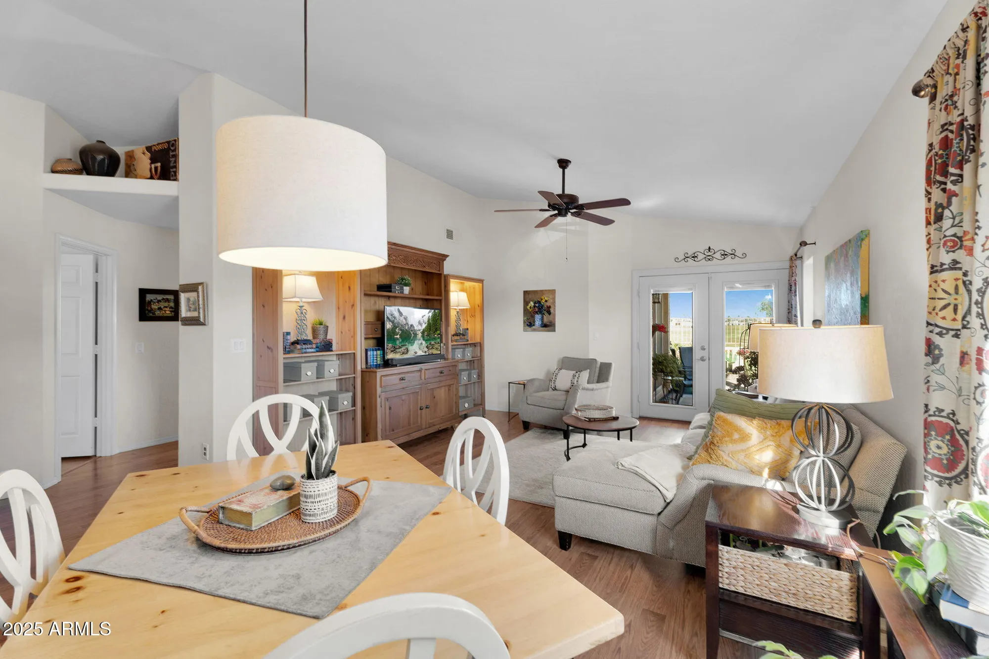 Property Slideshow image 11 of 35 | 4632 e shomi st, Phoenix, AZ, 85044