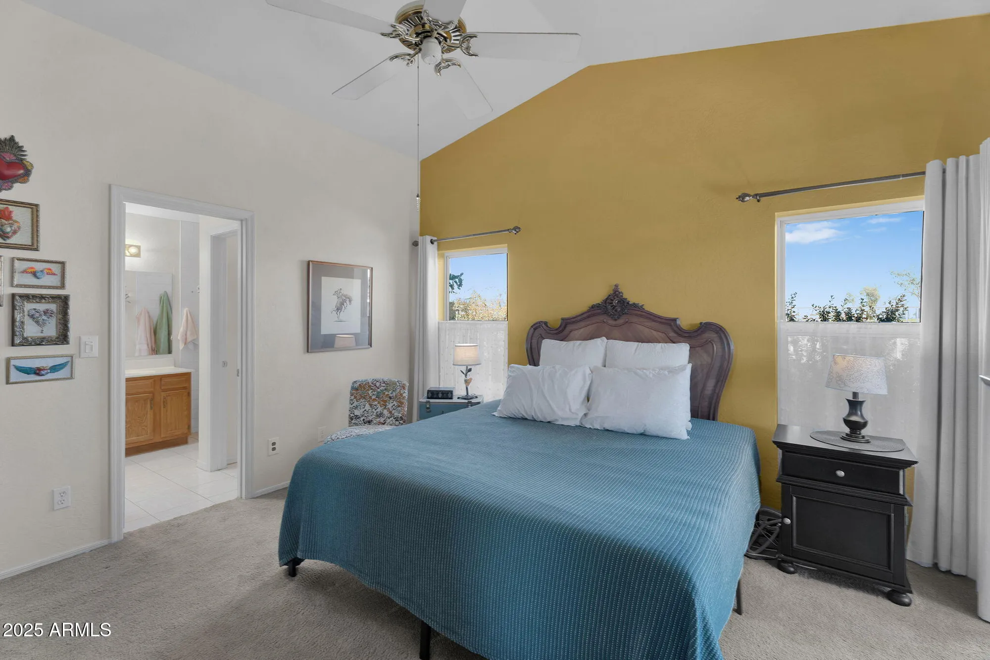 Property Slideshow image 14 of 35 | 4632 e shomi st, Phoenix, AZ, 85044