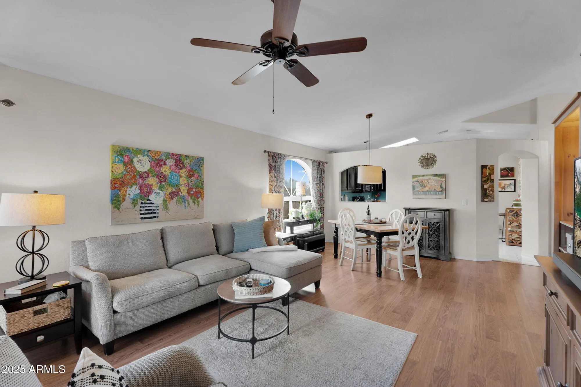 Property Slideshow image 3 of 35 | 4632 e shomi st, Phoenix, AZ, 85044