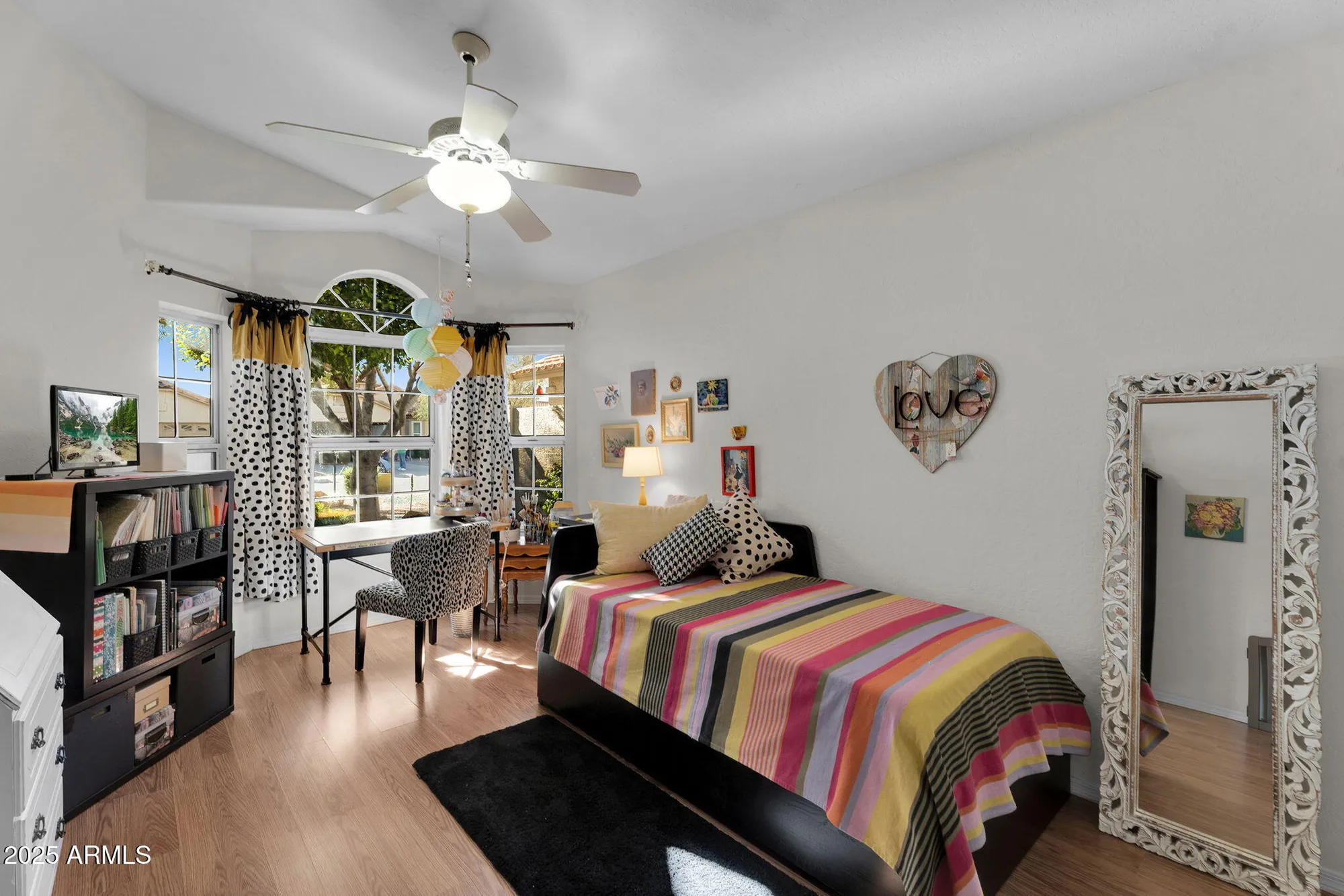 Property Slideshow image 20 of 35 | 4632 e shomi st, Phoenix, AZ, 85044