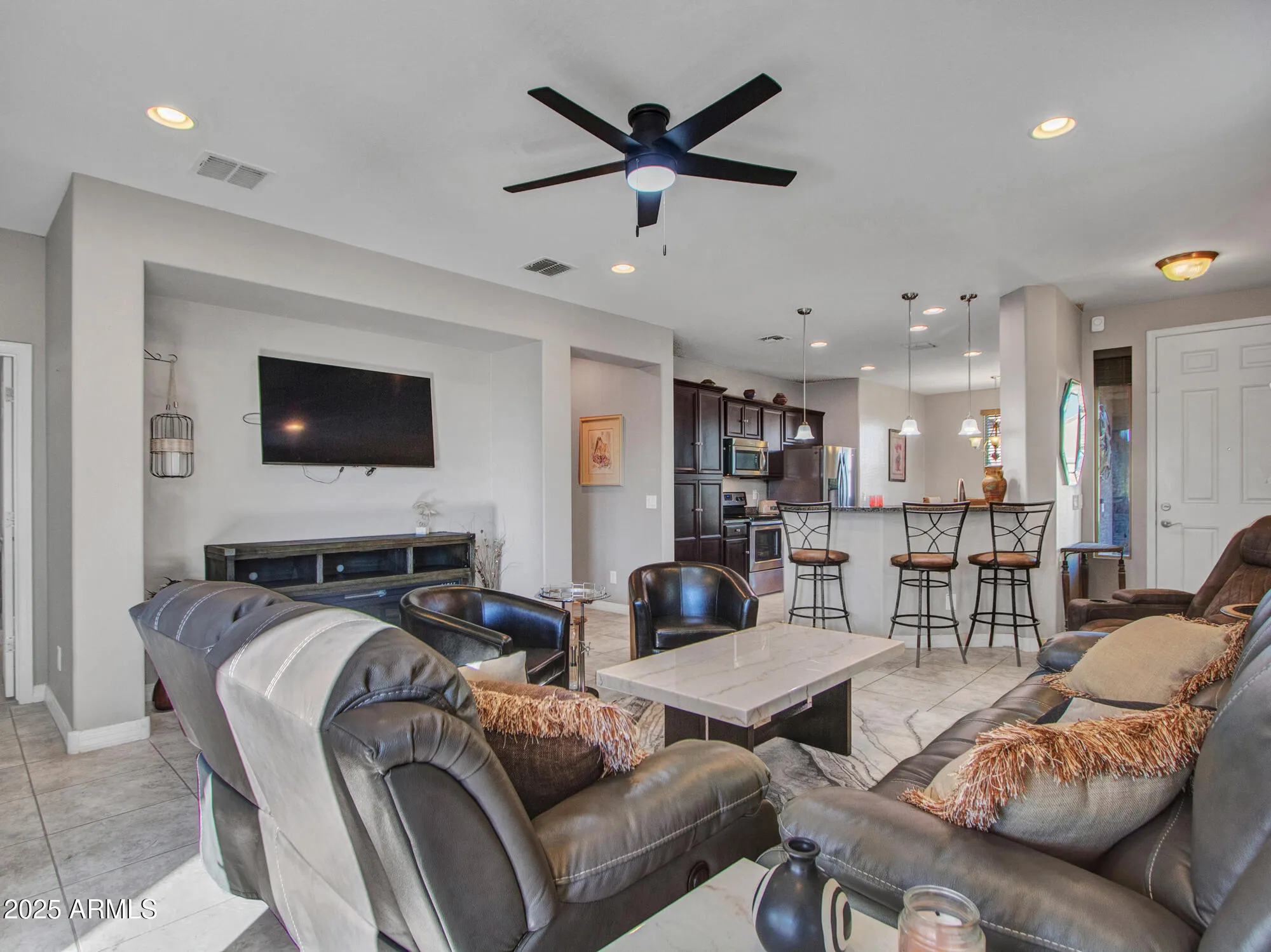 Property Slideshow image 9 of 35 | 22585 w moonlight path, Buckeye, AZ, 85326