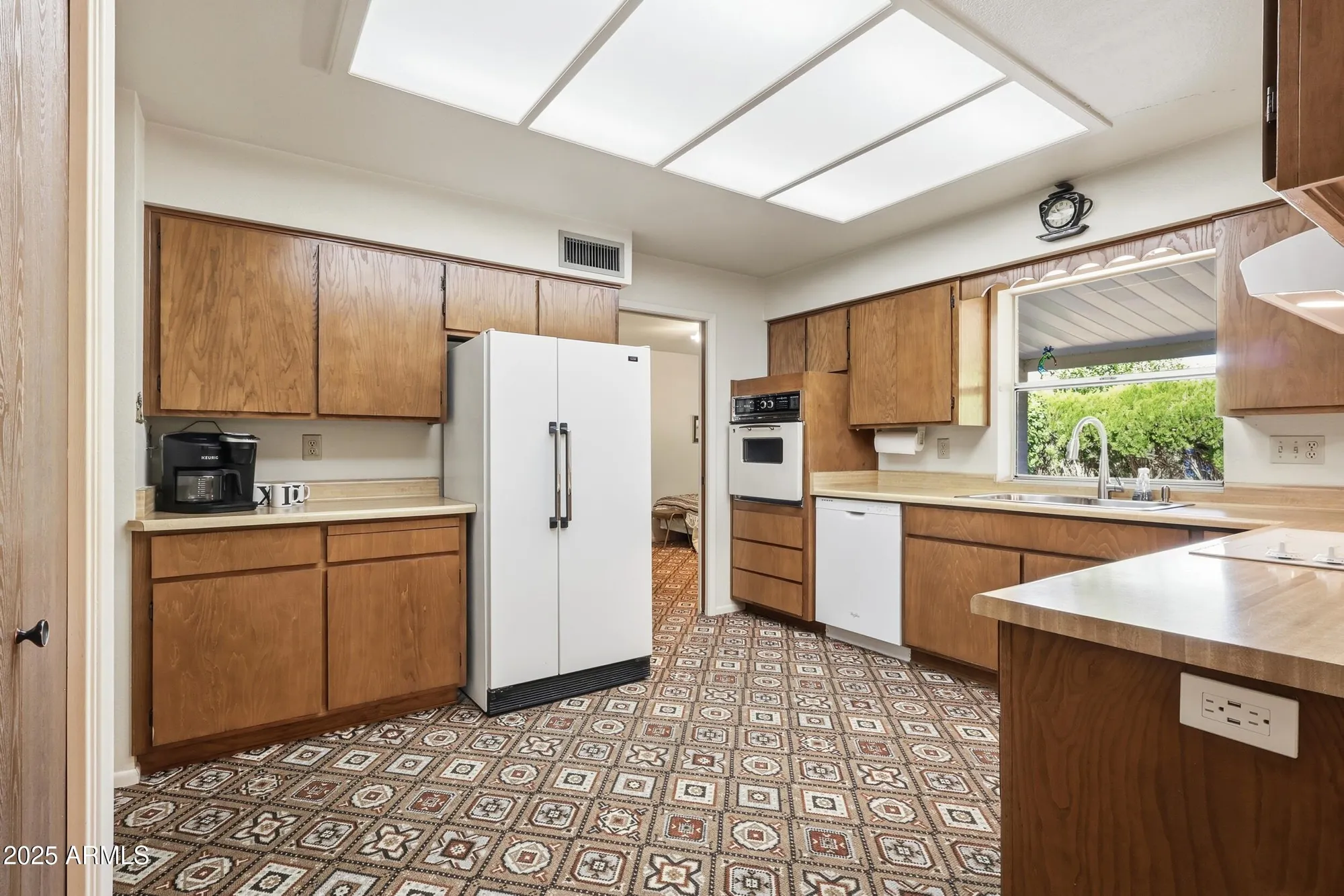 Property Slideshow image 7 of 29 | 4726 e carol ave, Mesa, AZ, 85206