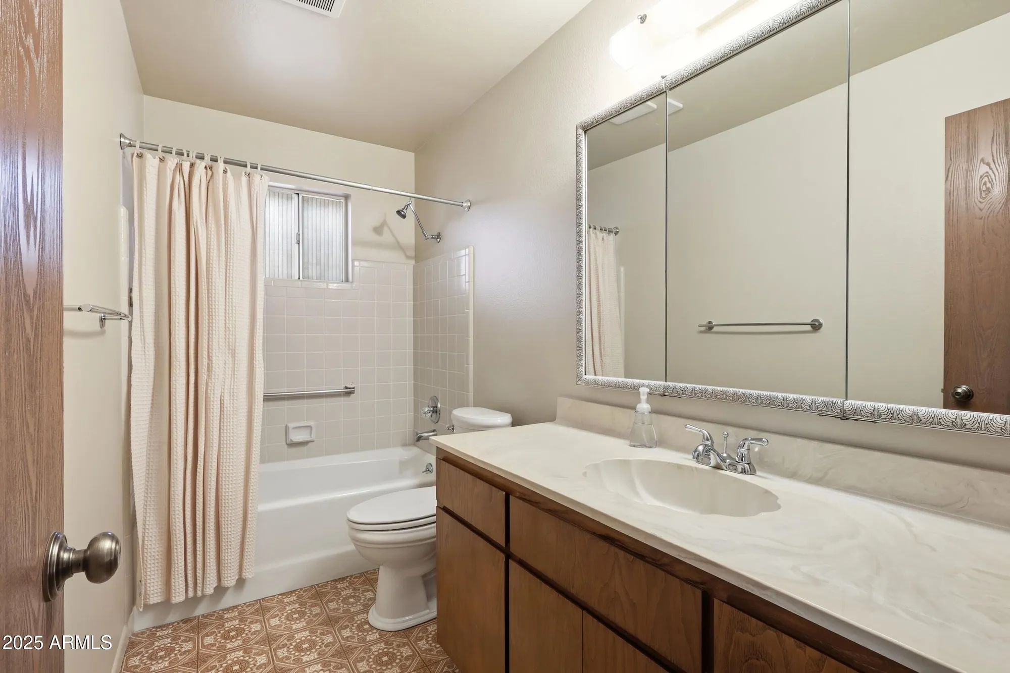 Property Slideshow image 16 of 29 | 4726 e carol ave, Mesa, AZ, 85206