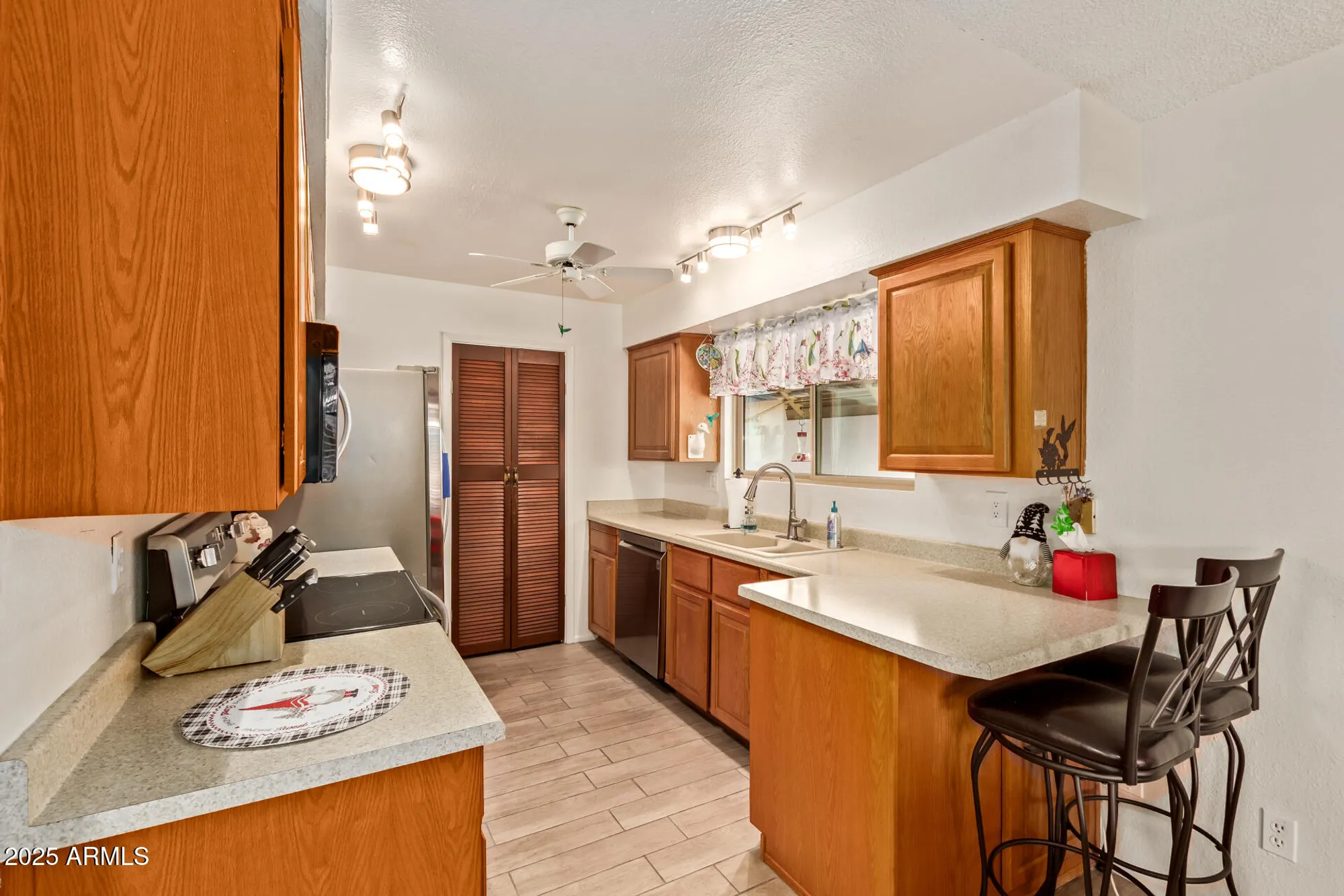 Property Slideshow image 8 of 34 | 7857 e fay ave, Mesa, AZ, 85208