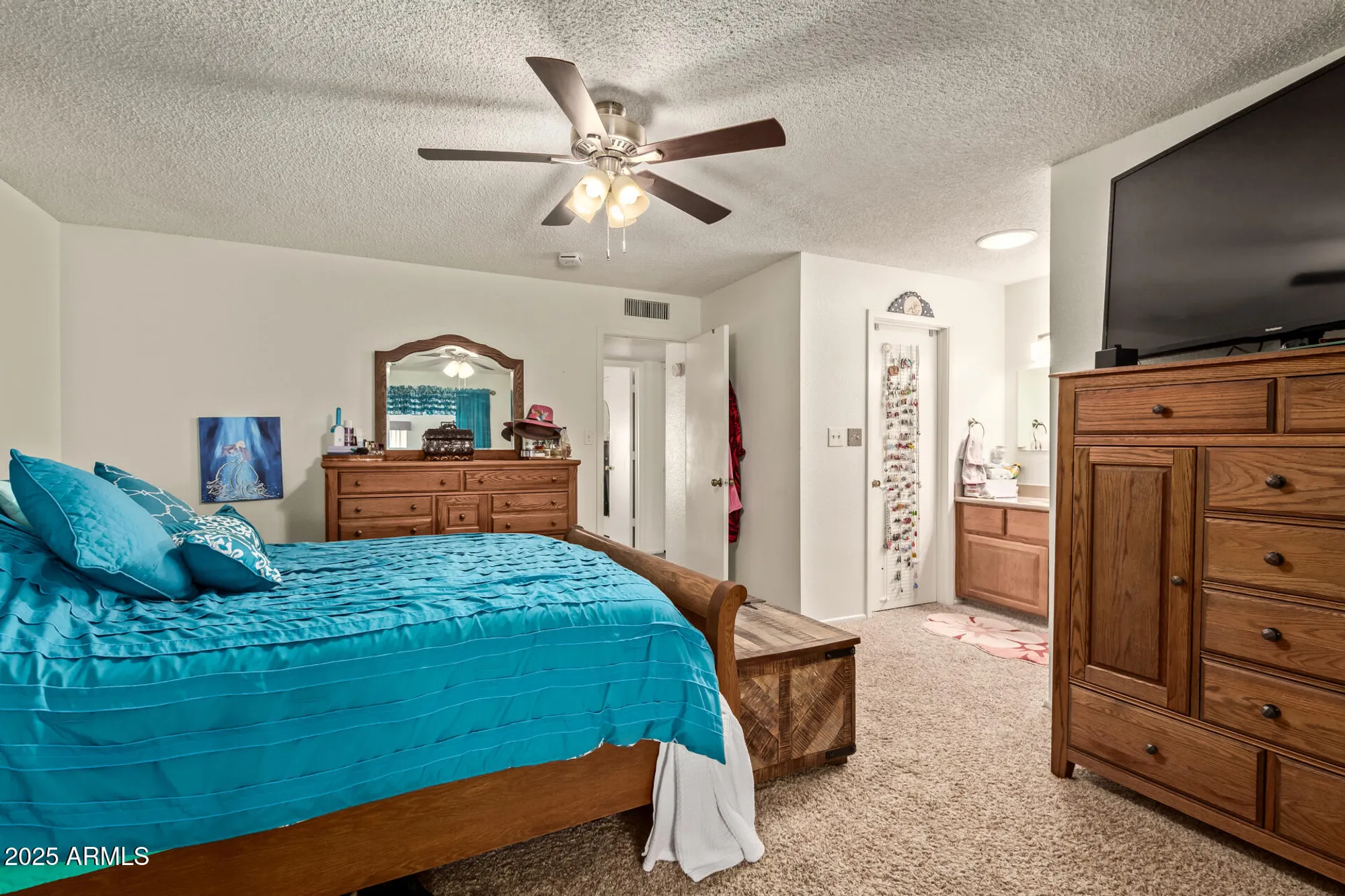 Property Slideshow image 10 of 34 | 7857 e fay ave, Mesa, AZ, 85208