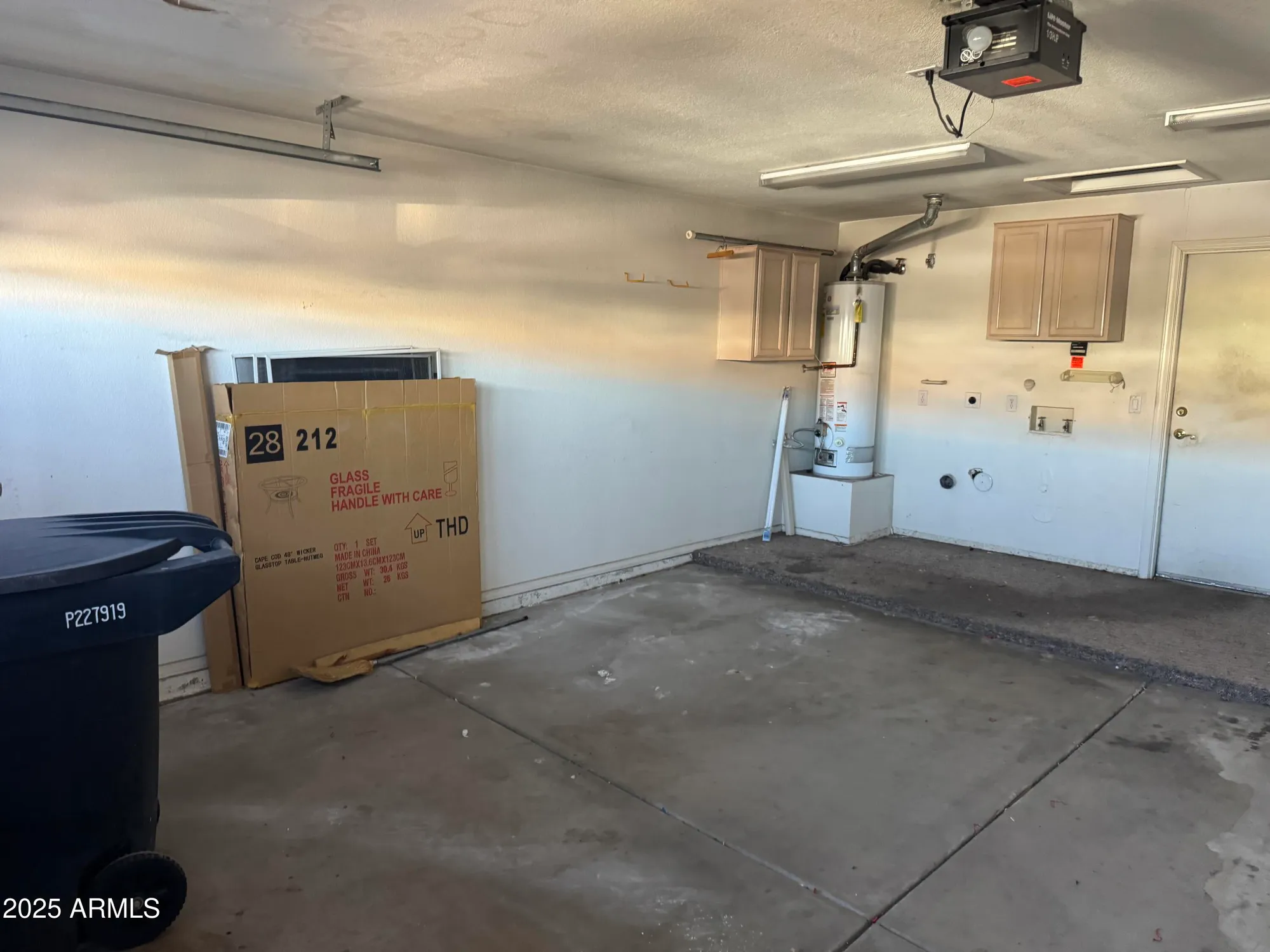 Property Slideshow image 12 of 24 | 18850 n 89th ln, Peoria, AZ, 85382