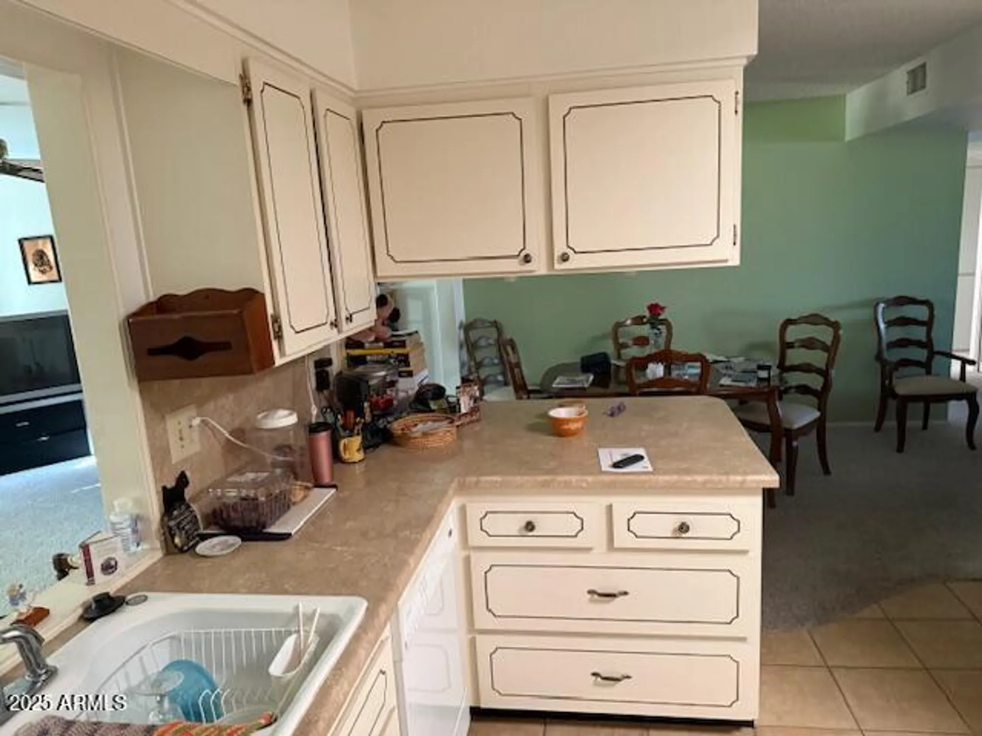 Property Slideshow image 4 of 11 | 9909 w sandstone dr, Sun City, AZ, 85351