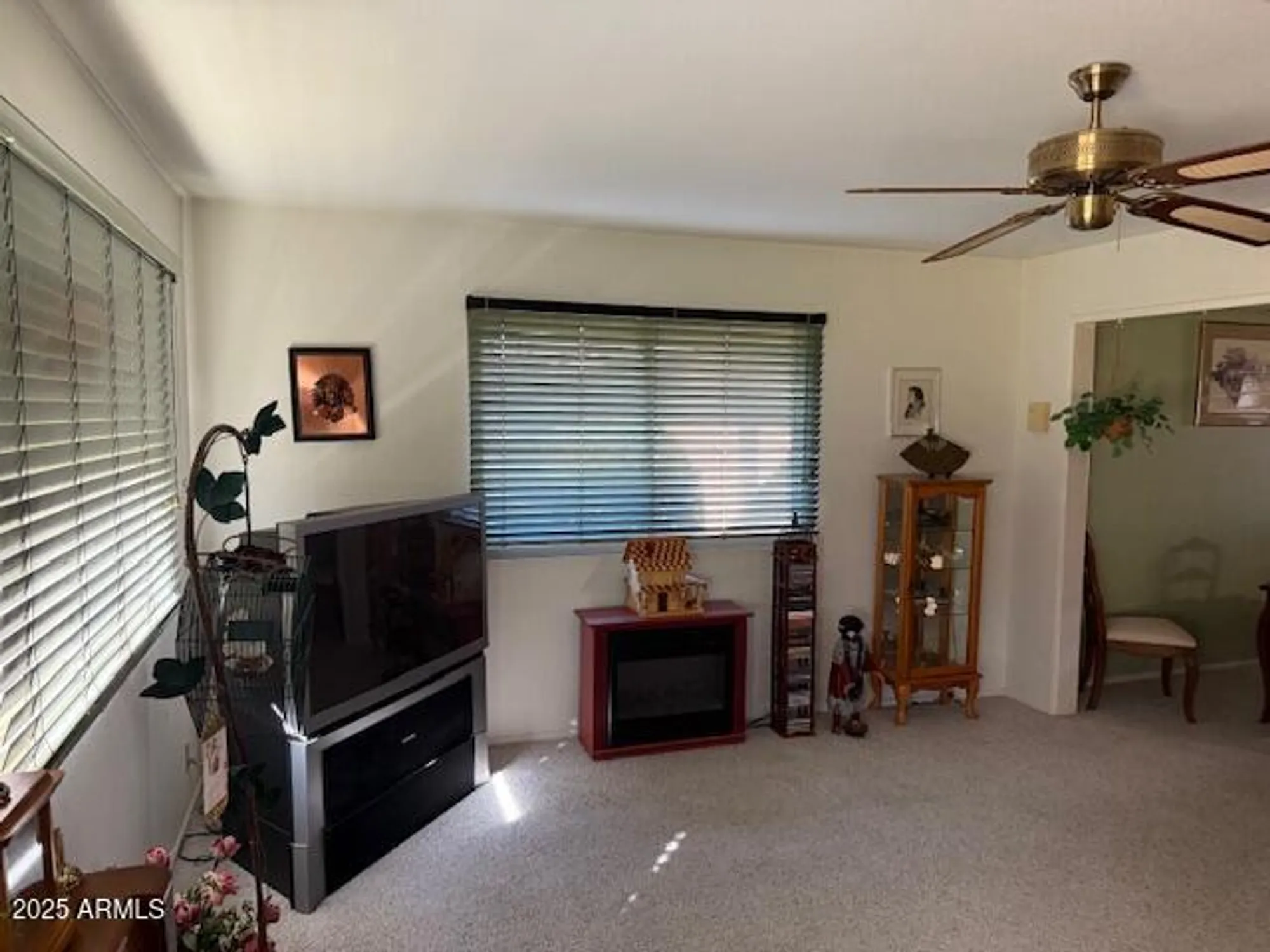 Property Slideshow image 7 of 11 | 9909 w sandstone dr, Sun City, AZ, 85351