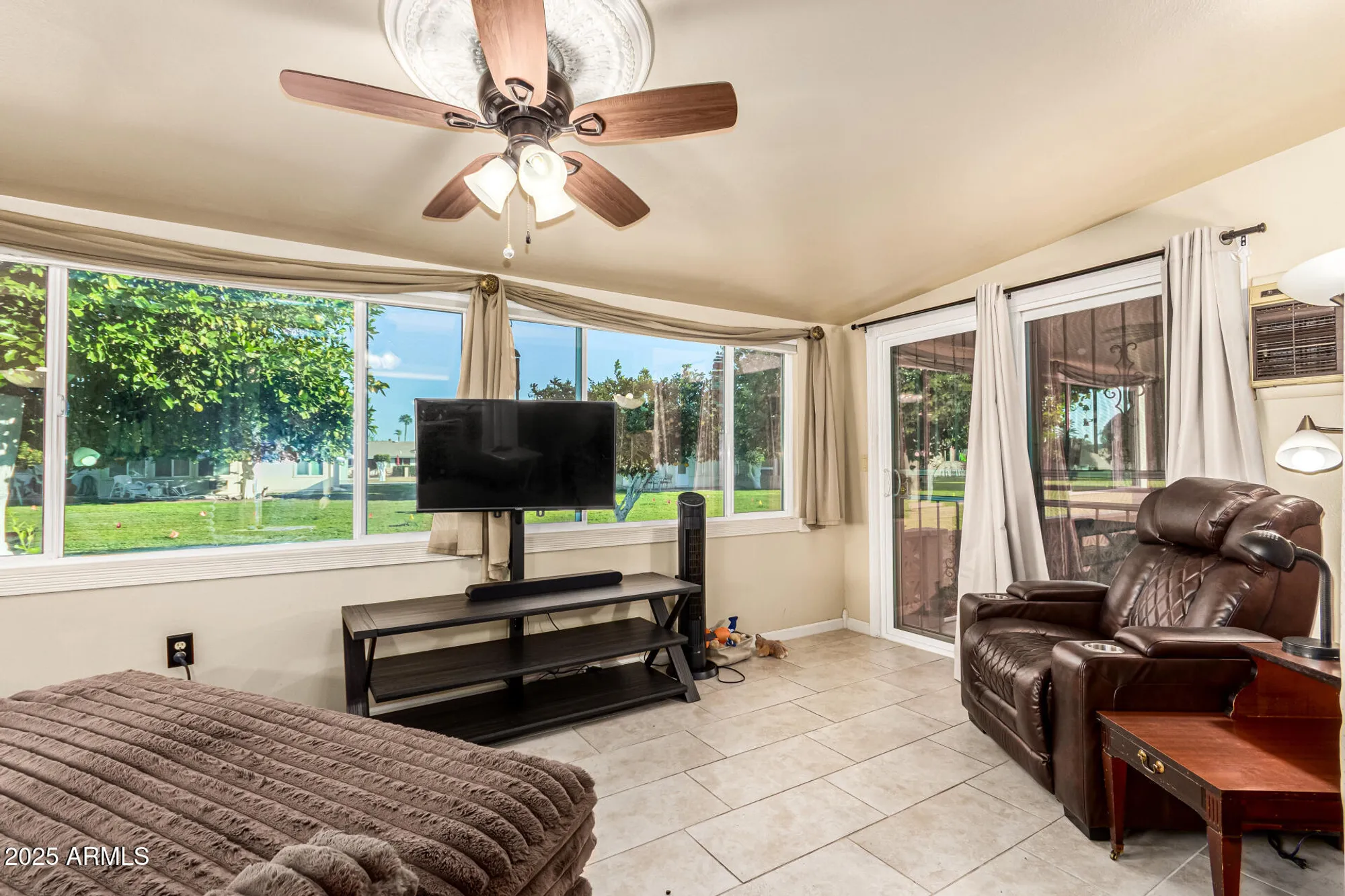 Property Slideshow image 22 of 28 | 10504 w roundelay cir, Sun City, AZ, 85351