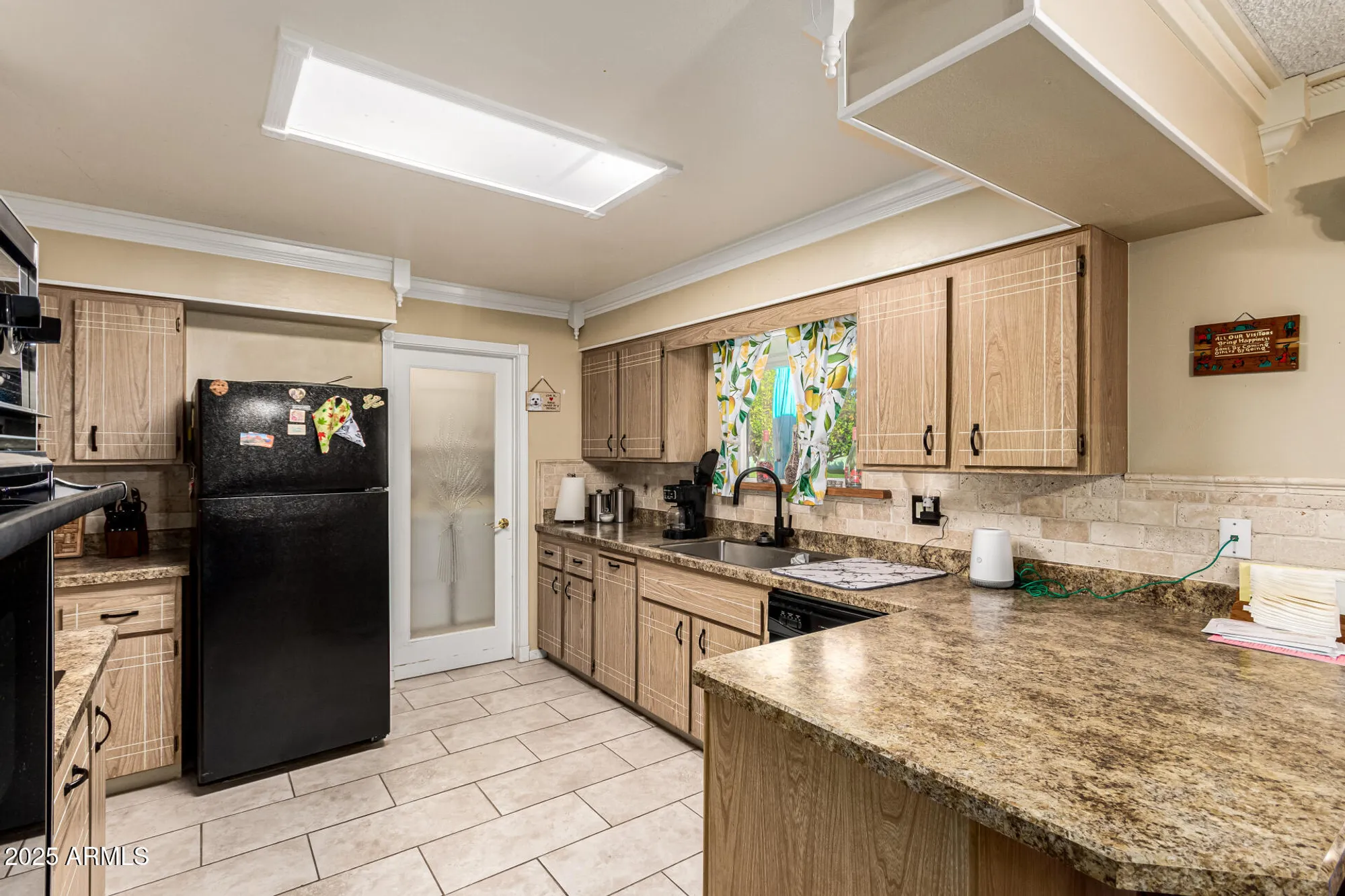 Property Slideshow image 3 of 28 | 10504 w roundelay cir, Sun City, AZ, 85351