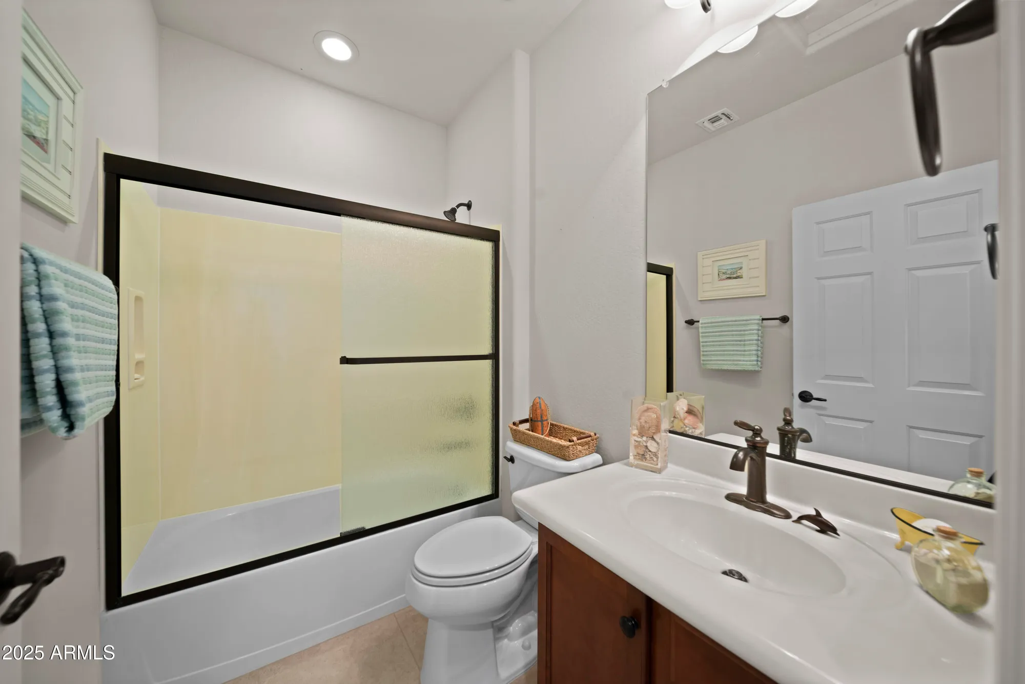 Property Slideshow image 13 of 18 | 26254 w via del sol dr, Buckeye, AZ, 85396