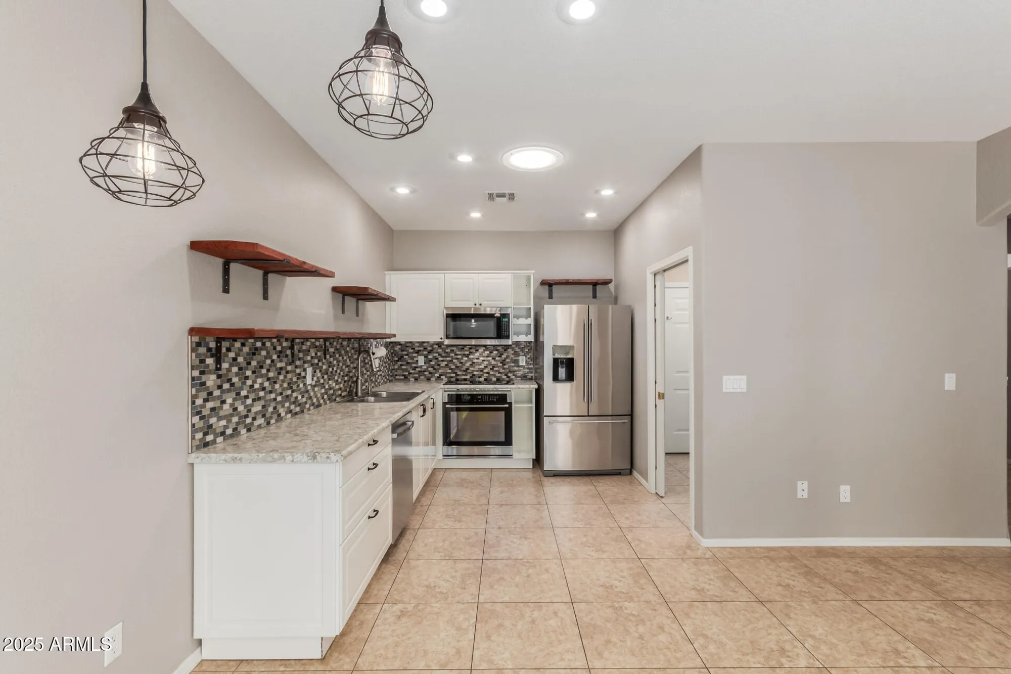 Property Slideshow image 12 of 46 | 2101 s yellow wood unit 45, Mesa, AZ, 85209