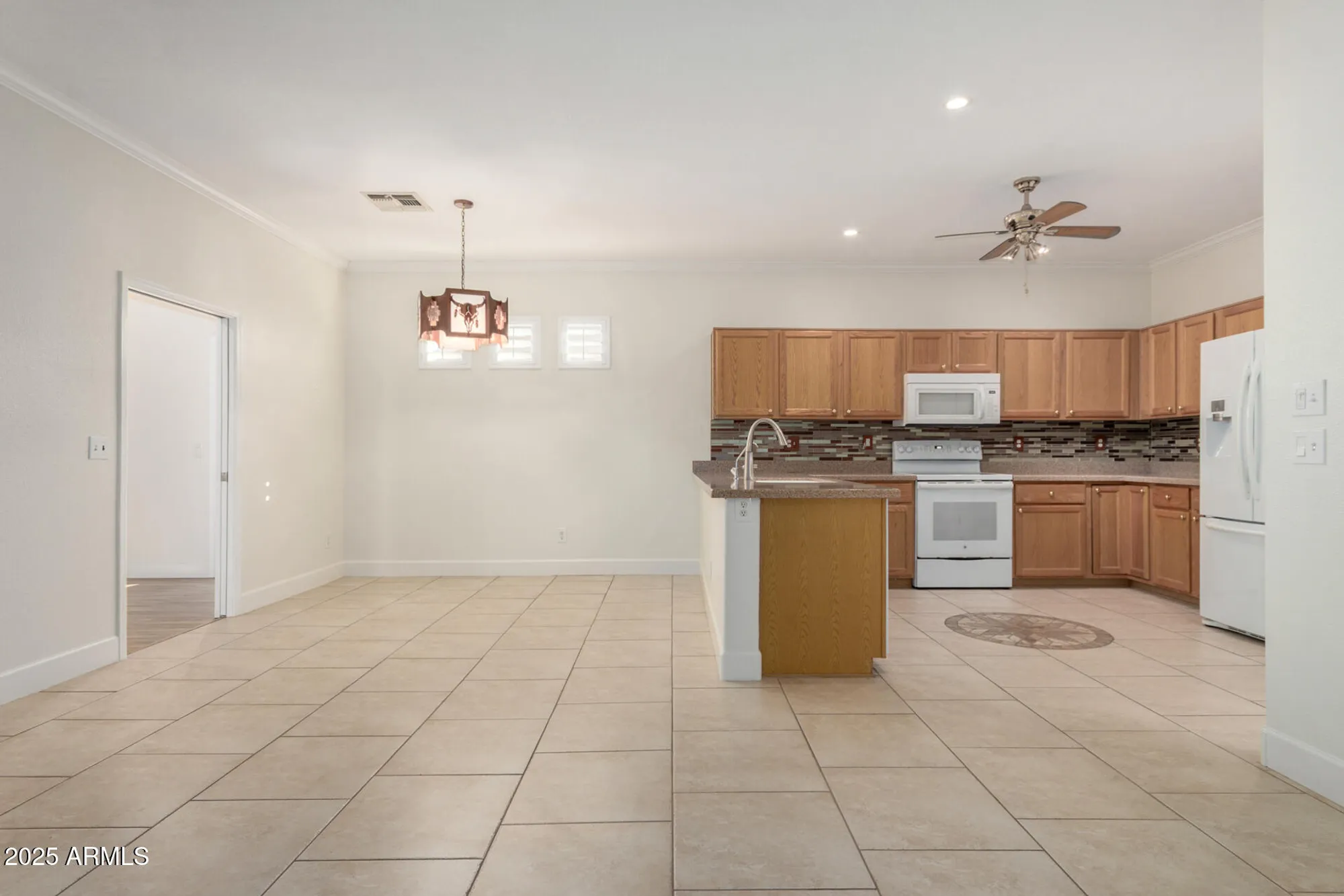 Property Slideshow image 7 of 44 | 1410 e county down dr, Chandler, AZ, 85249