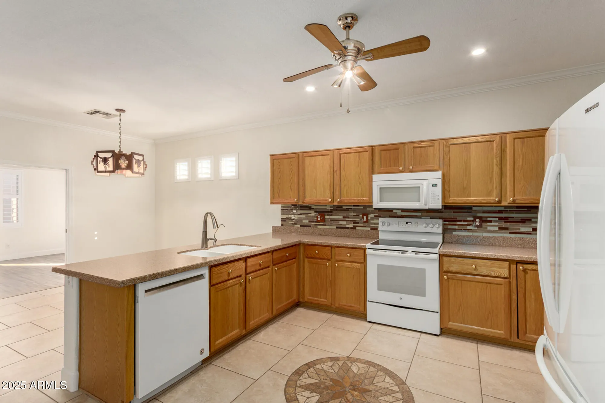 Property Slideshow image 10 of 44 | 1410 e county down dr, Chandler, AZ, 85249
