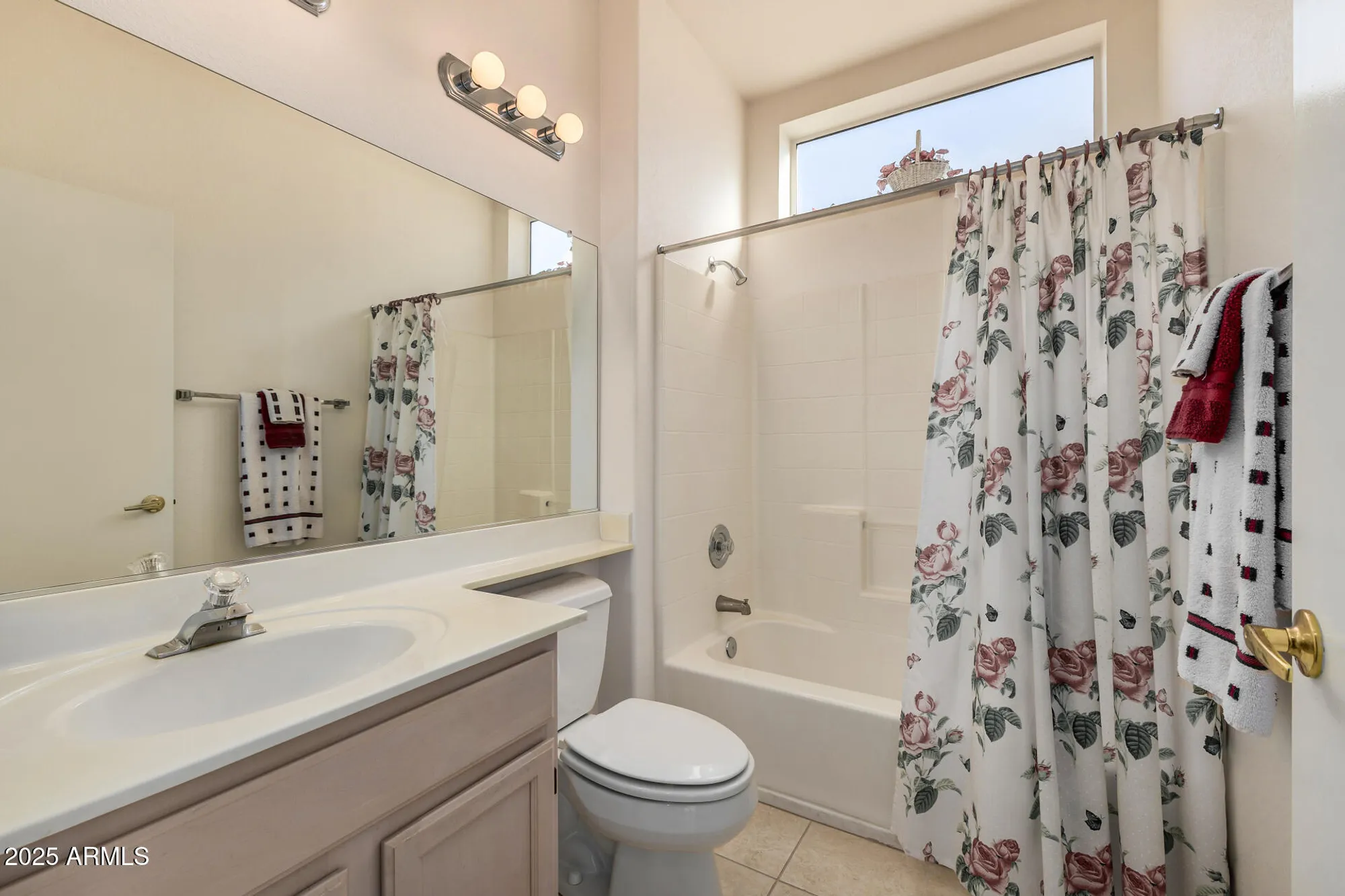 Property Slideshow image 30 of 38 | 15924 w falcon ridge dr, Sun City West, AZ, 85375